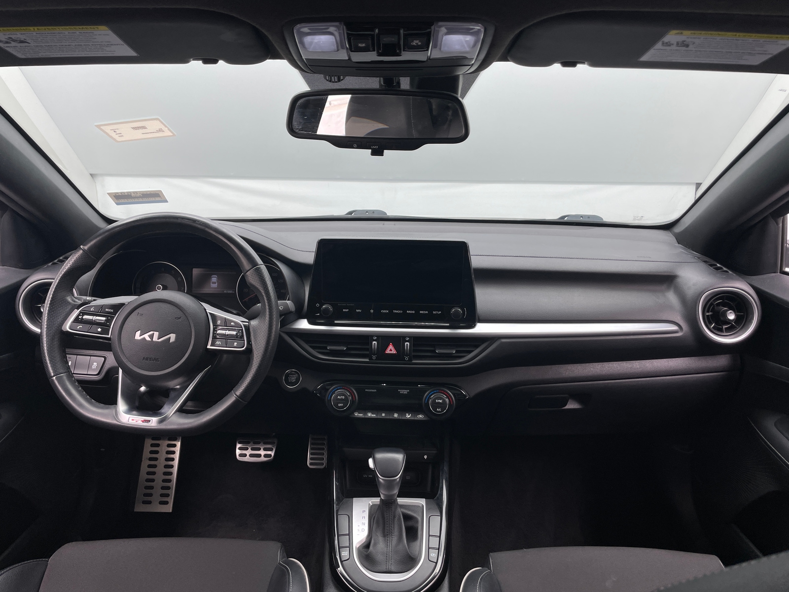 Thumbnail: 2022 Kia Forte - 2