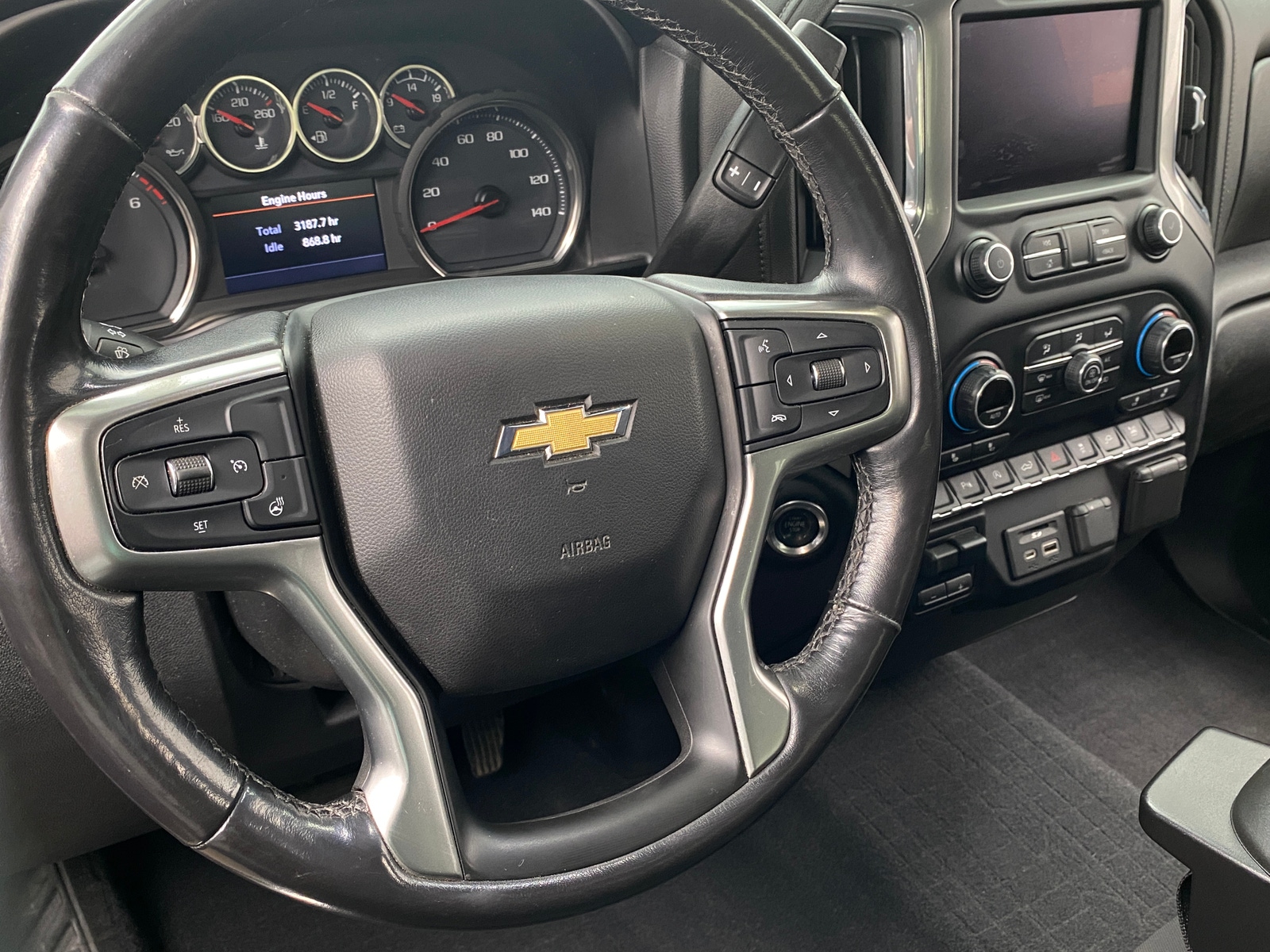 Thumbnail: 2020 Chevrolet Silverado 1500 - 5
