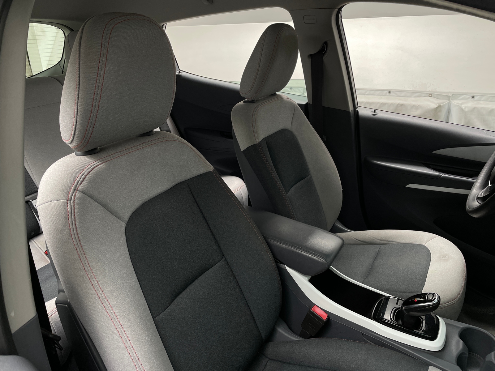 Thumbnail: 2020 Chevrolet Bolt EV - 2