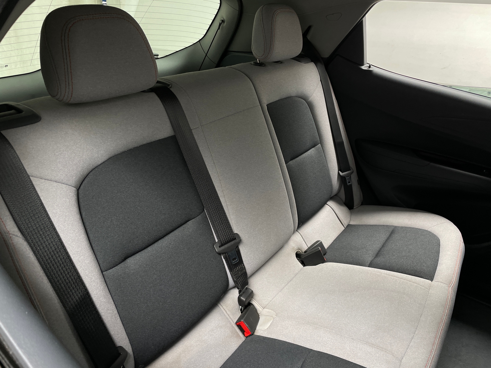 Thumbnail: 2020 Chevrolet Bolt EV - 6