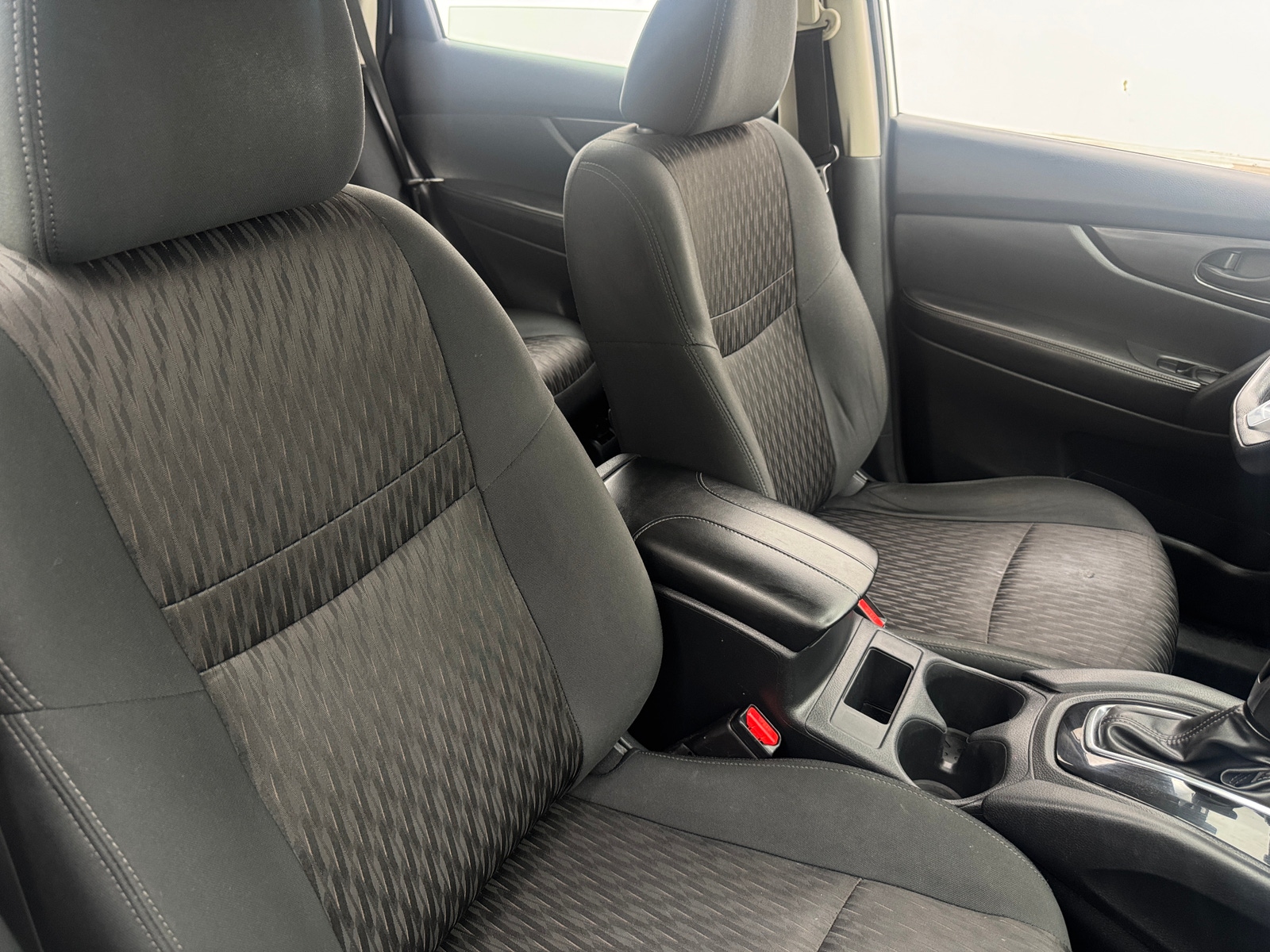 Thumbnail: 2020 Nissan Rogue - 2