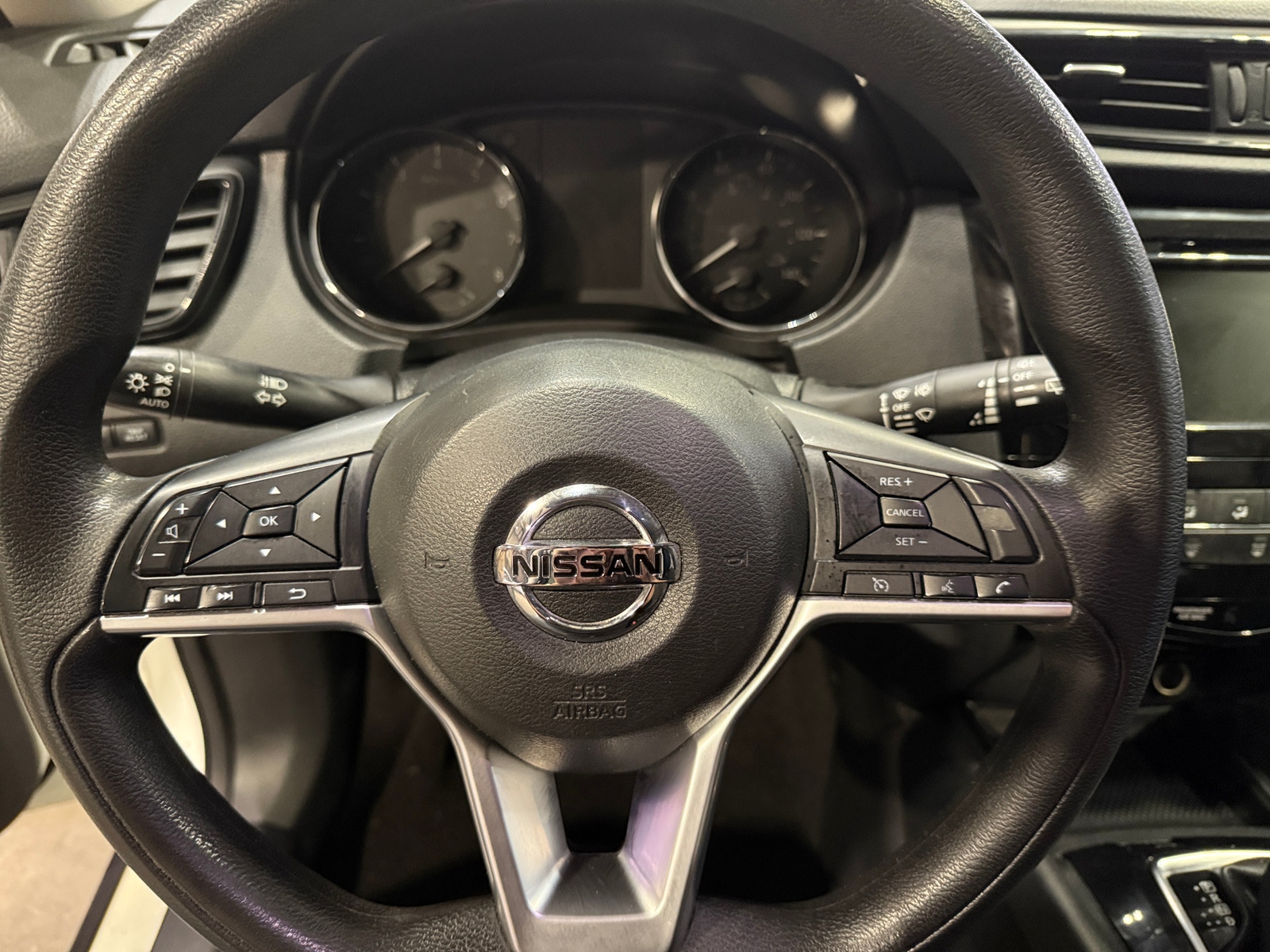 Thumbnail: 2020 Nissan Rogue - 5