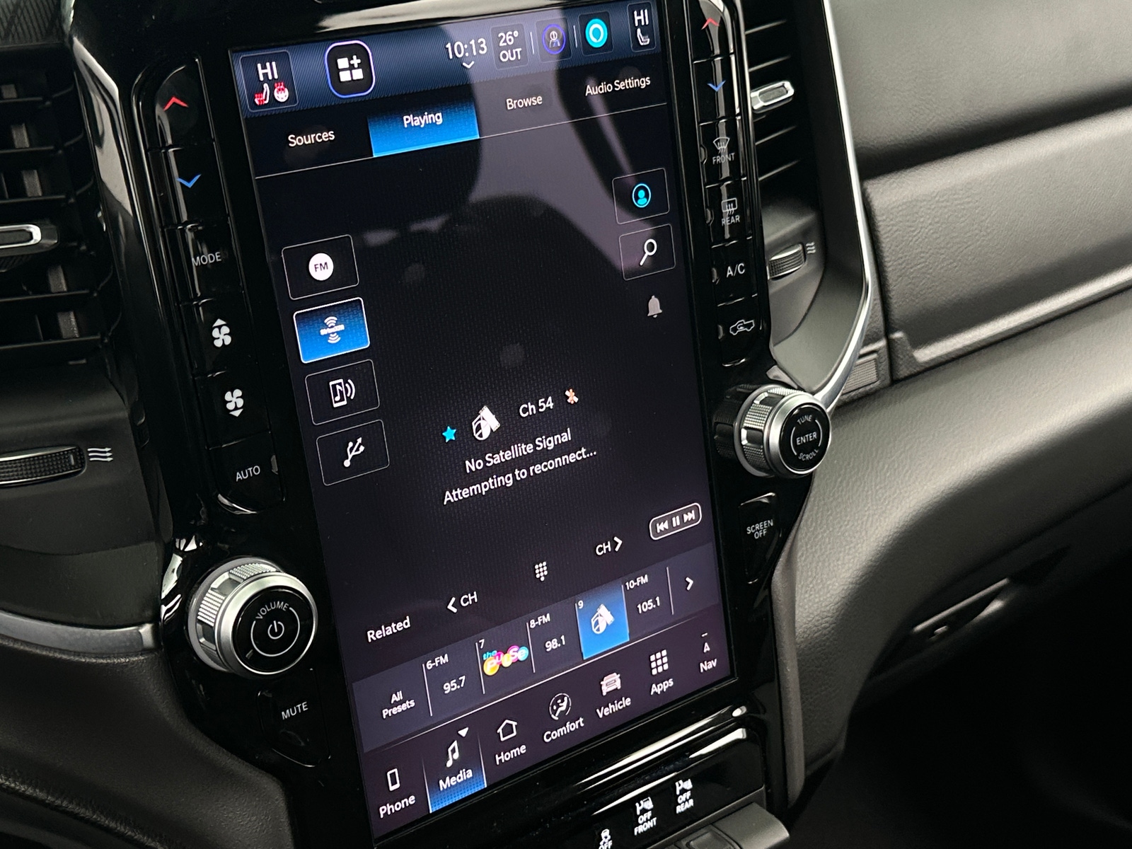 Thumbnail: 2025 RAM 1500 - 4