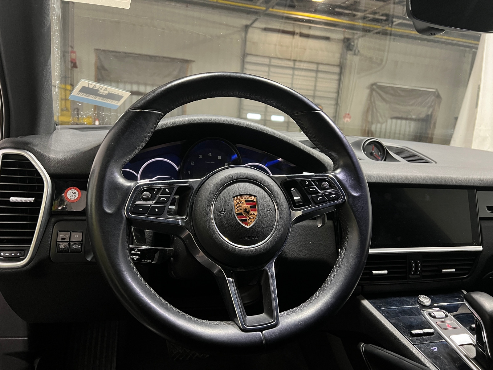 Thumbnail: 2019 Porsche Cayenne - 4