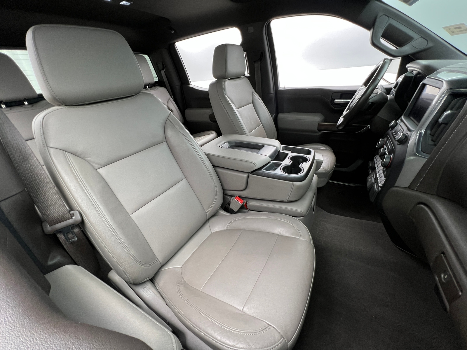 Thumbnail: 2020 Chevrolet Silverado 1500 - 2