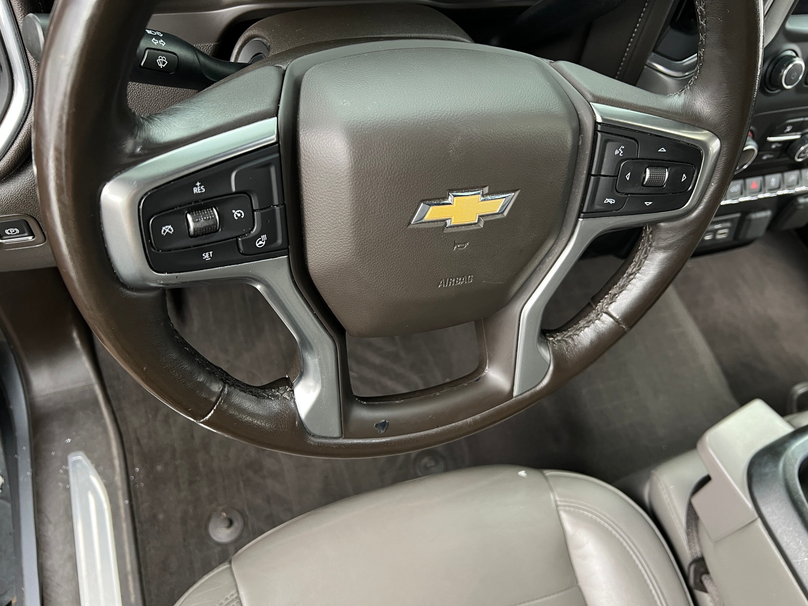 Thumbnail: 2020 Chevrolet Silverado 1500 - 5