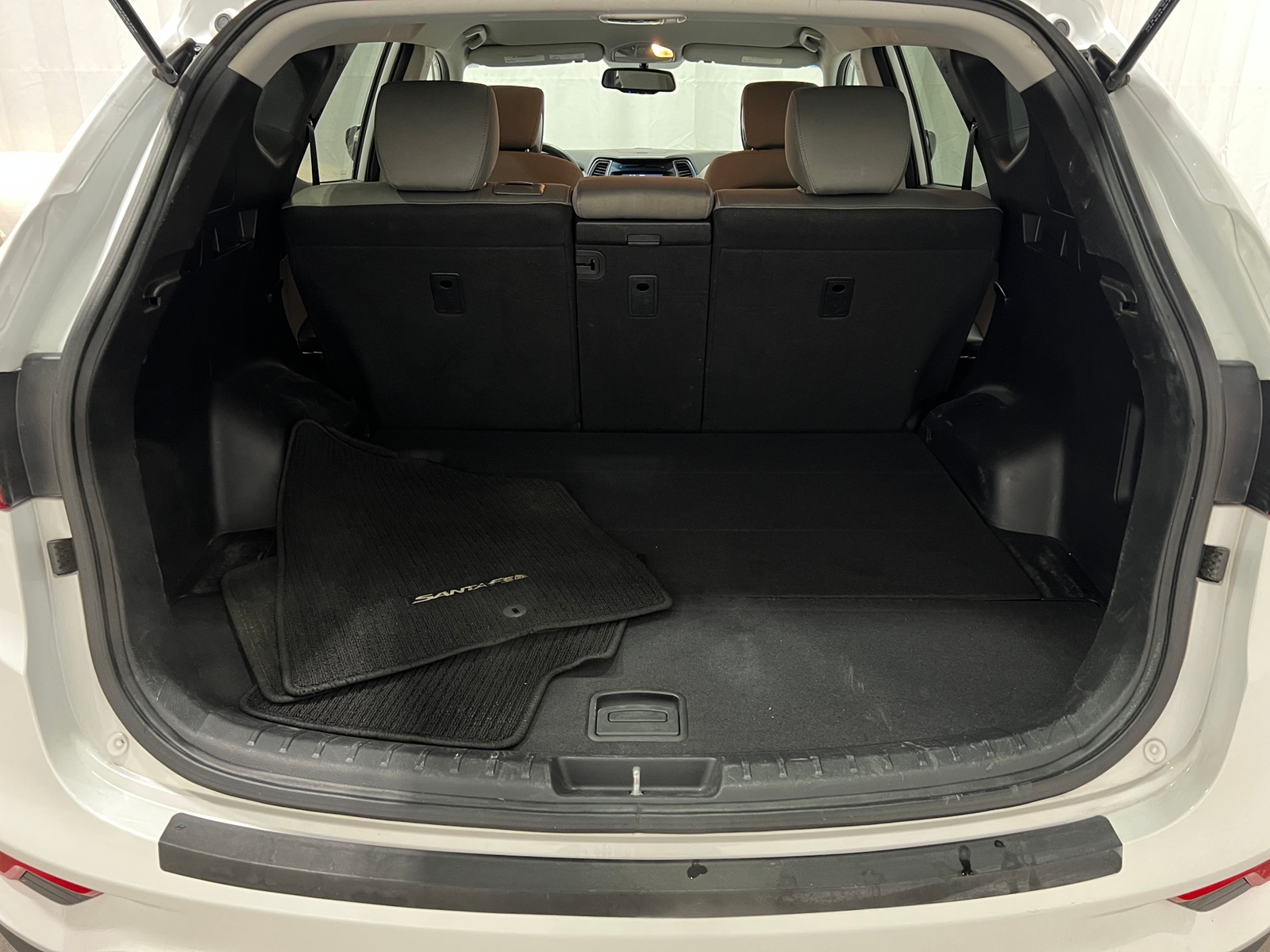 Thumbnail: 2017 Hyundai Santa Fe - 7