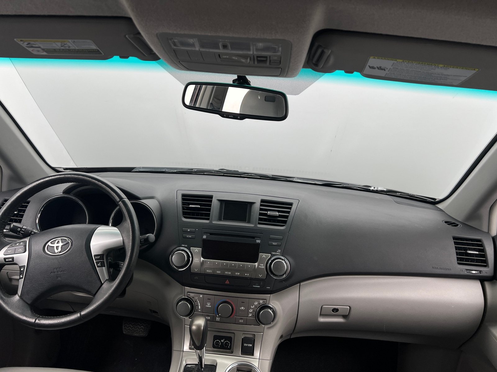 Thumbnail: 2012 Toyota Highlander - 3