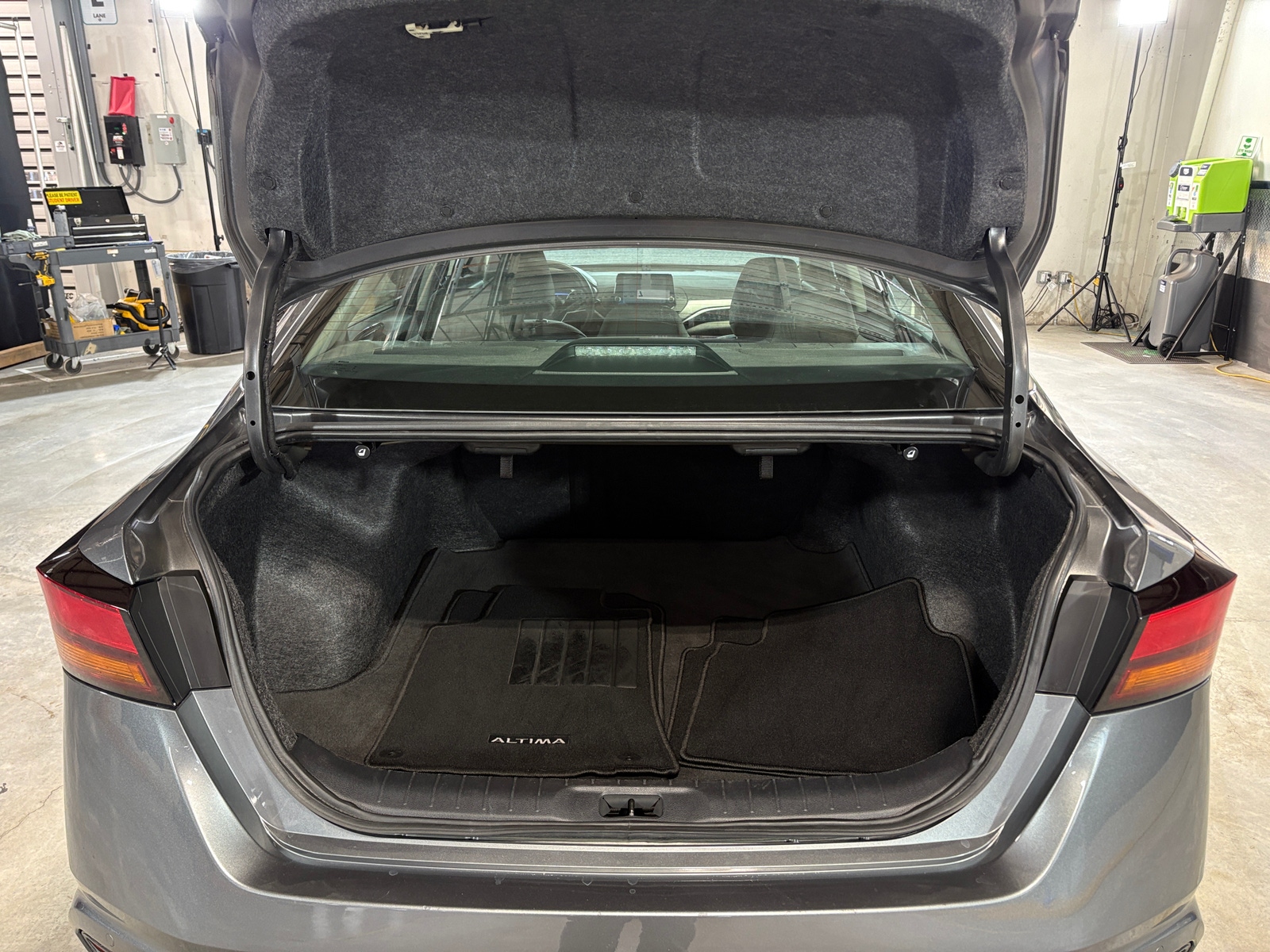 Thumbnail: 2024 Nissan Altima - 7