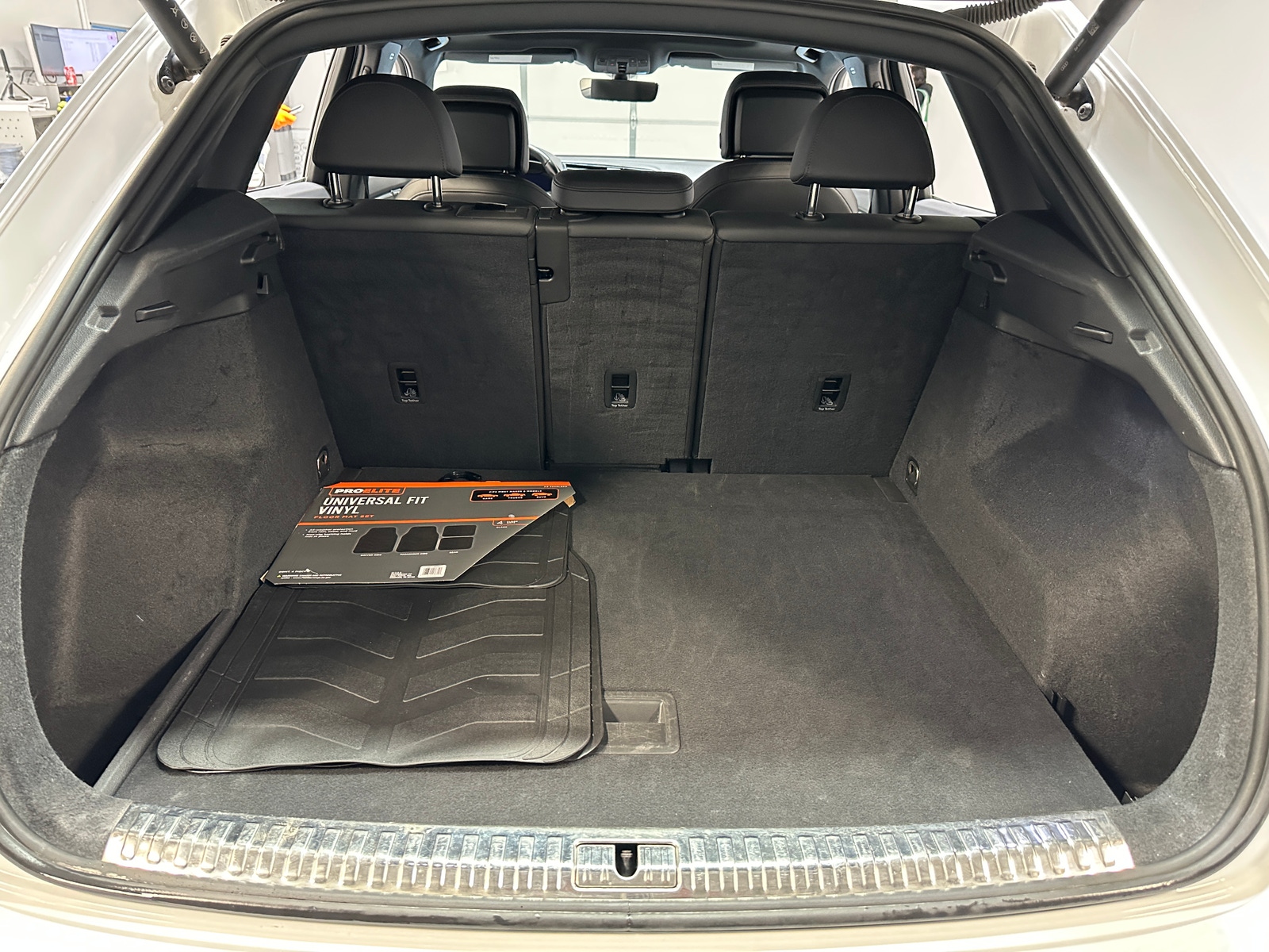 Thumbnail: 2024 Audi Q3 - 6