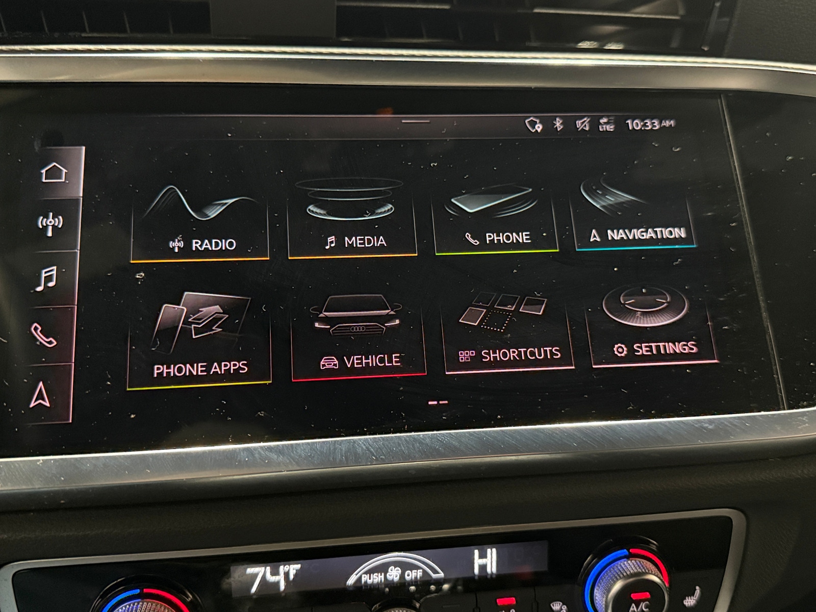 Thumbnail: 2020 Audi Q3 - 3