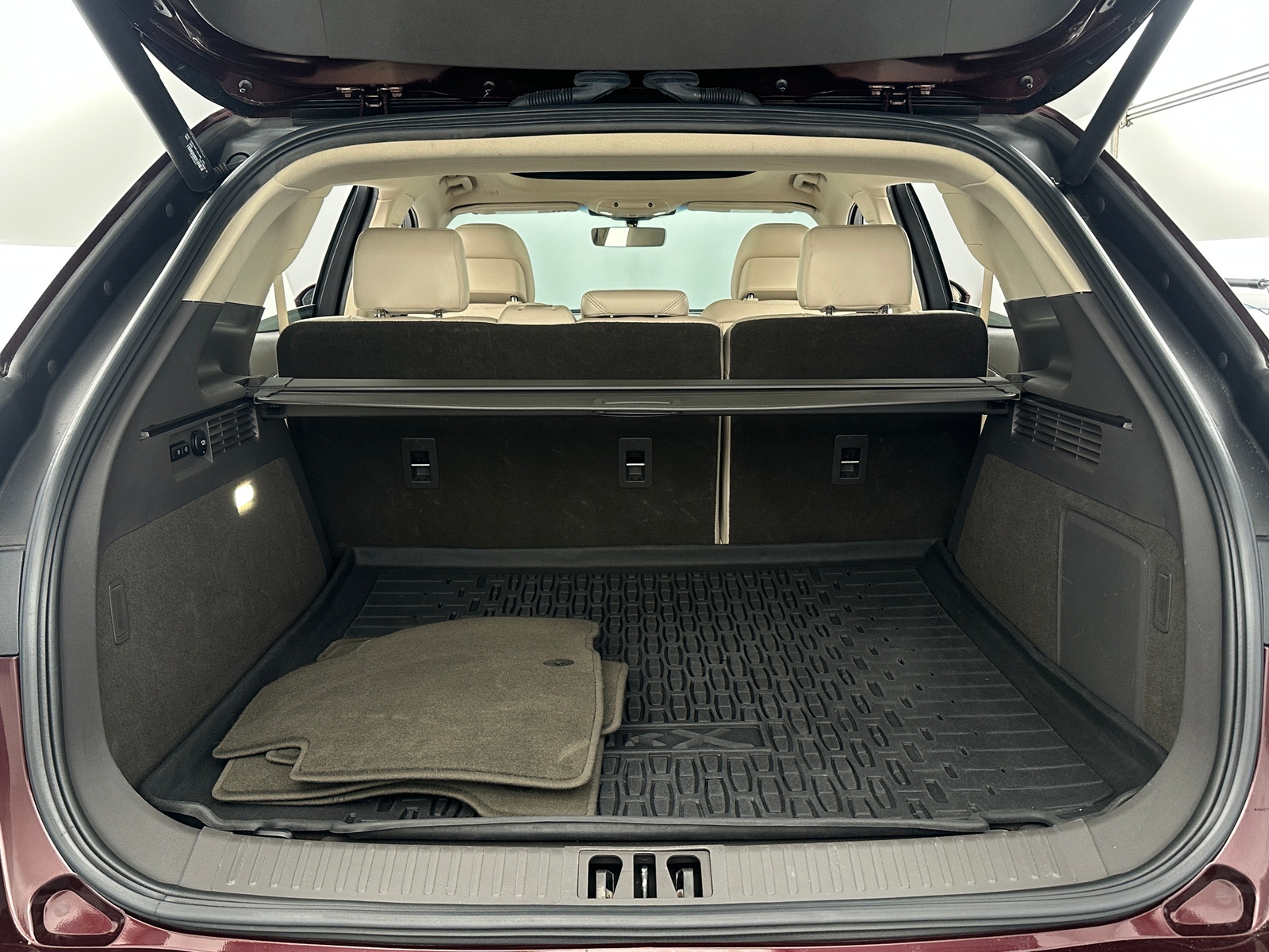 Thumbnail: 2019 Lincoln Nautilus - 6