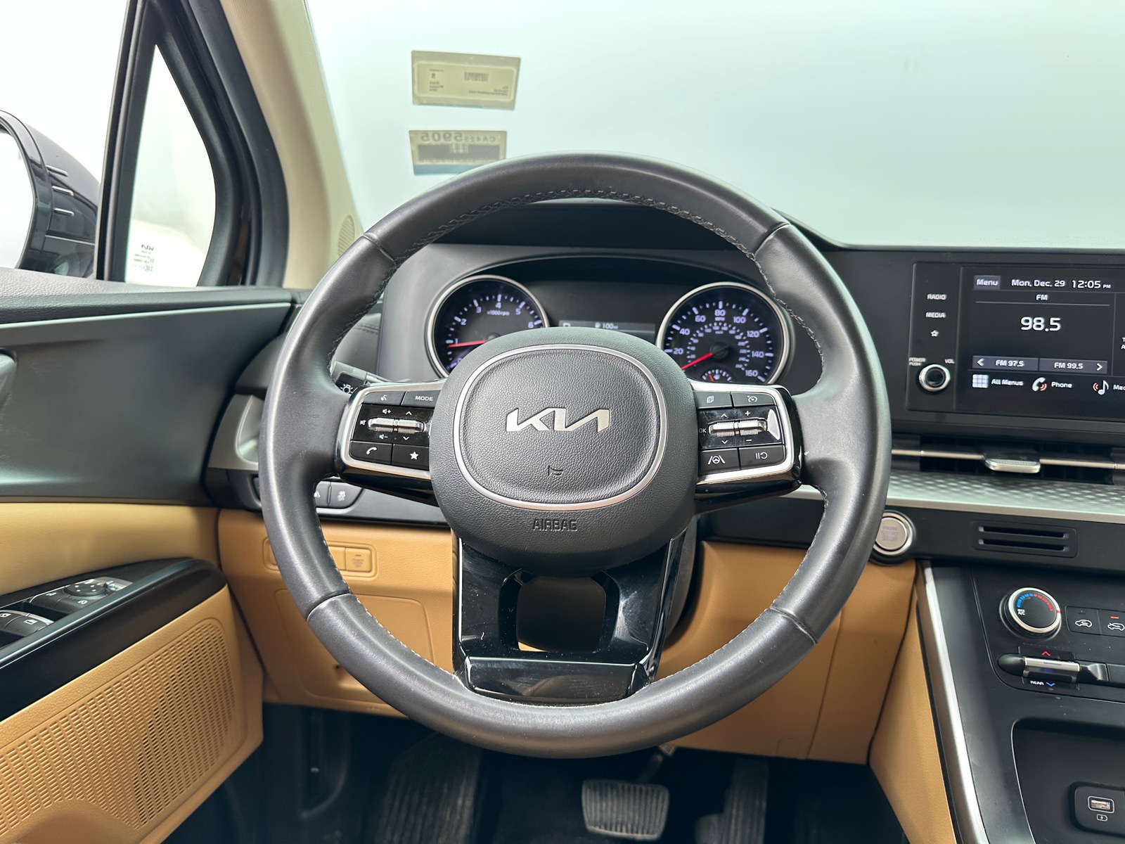 Thumbnail: 2024 Kia Carnival - 4