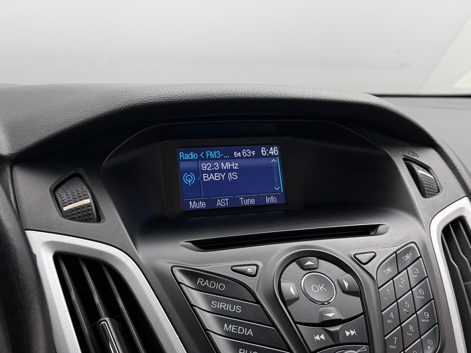 Thumbnail: 2014 Ford Focus - 4