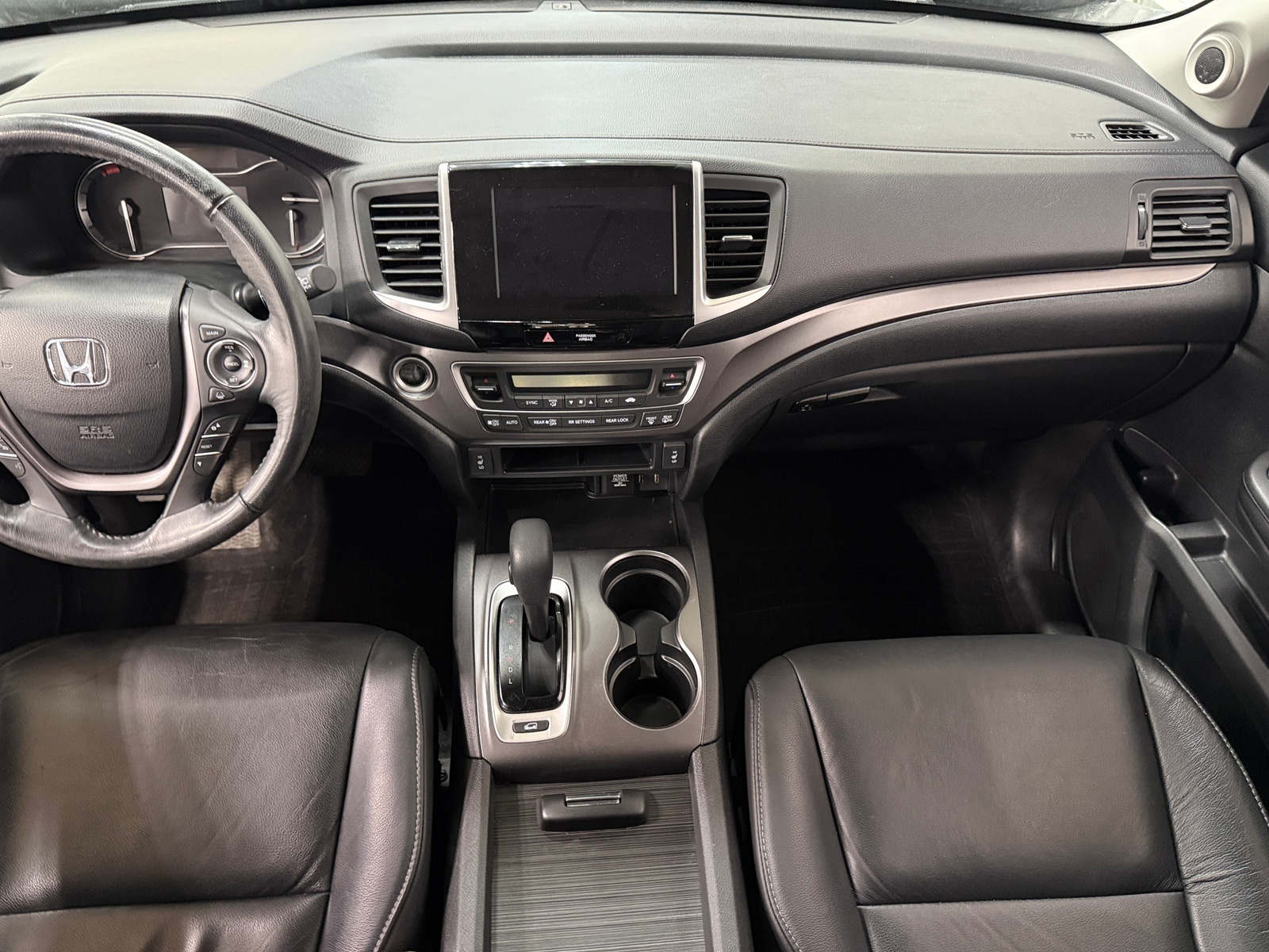 Thumbnail: 2018 Honda Pilot - 2