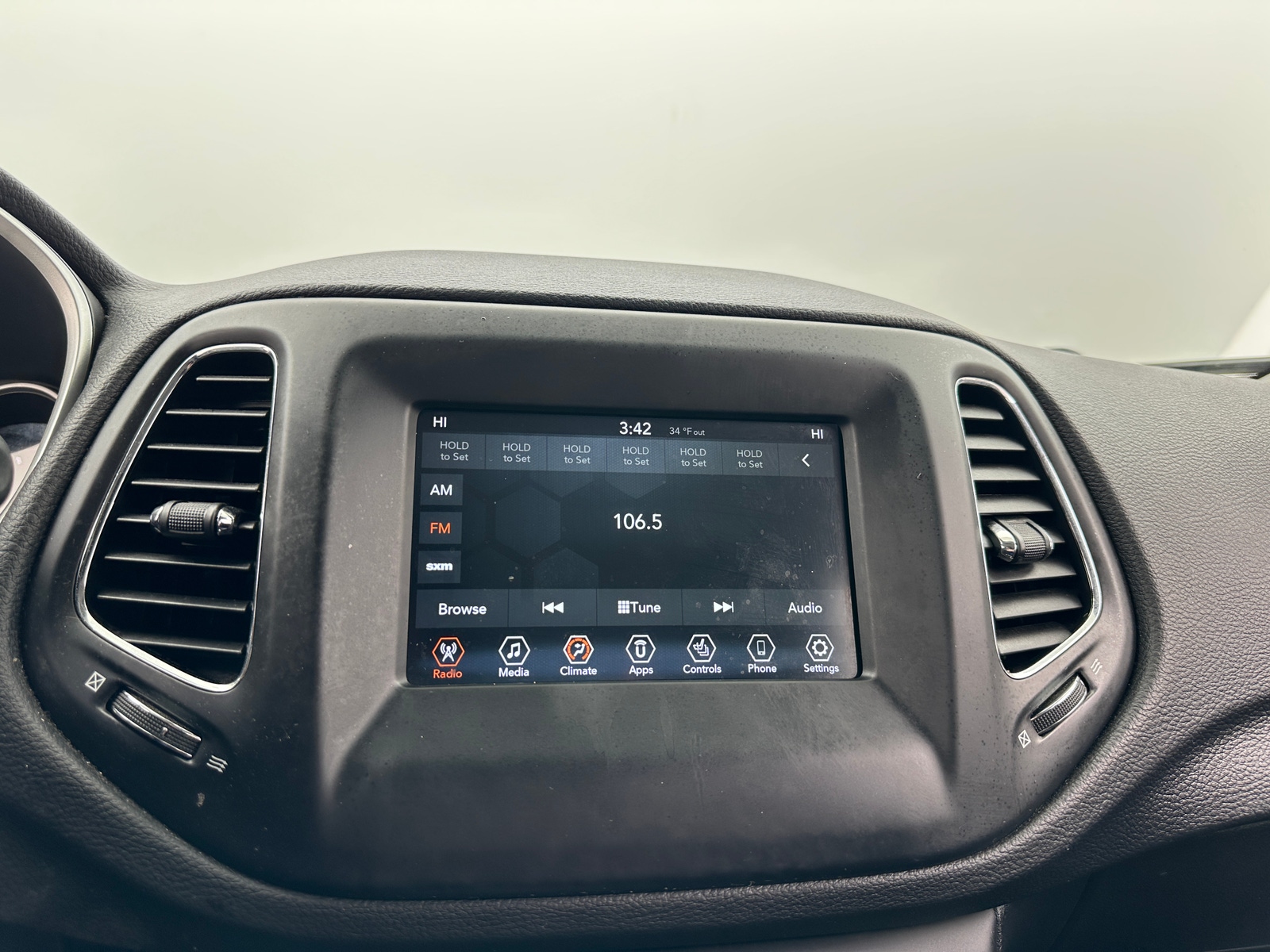 Thumbnail: 2020 Jeep Compass - 4