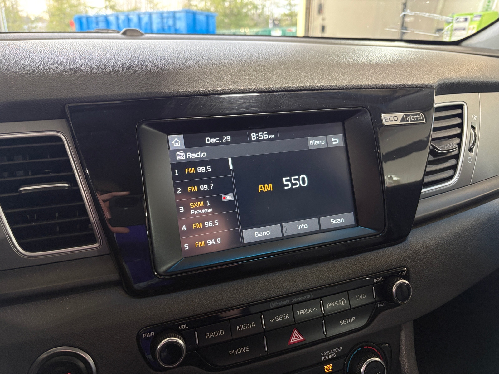 Thumbnail: 2019 Kia Niro - 4