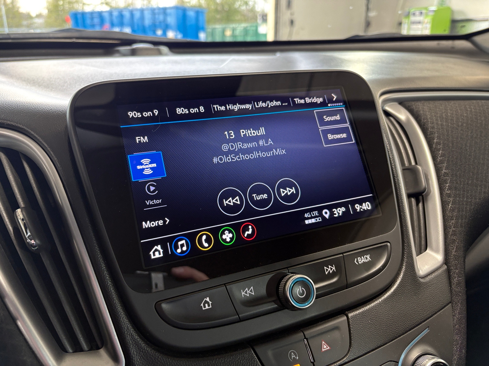 Thumbnail: 2024 Chevrolet Malibu - 4