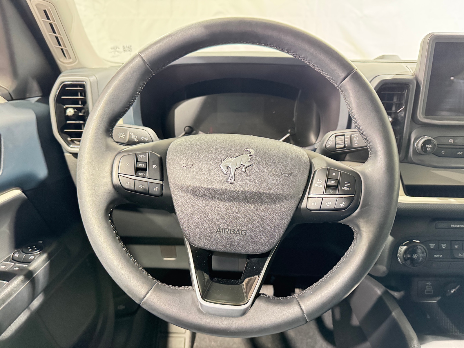 Thumbnail: 2024 Ford Bronco Sport - 5