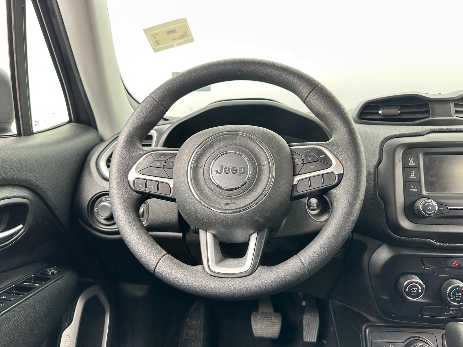 Thumbnail: 2020 Jeep Renegade - 5