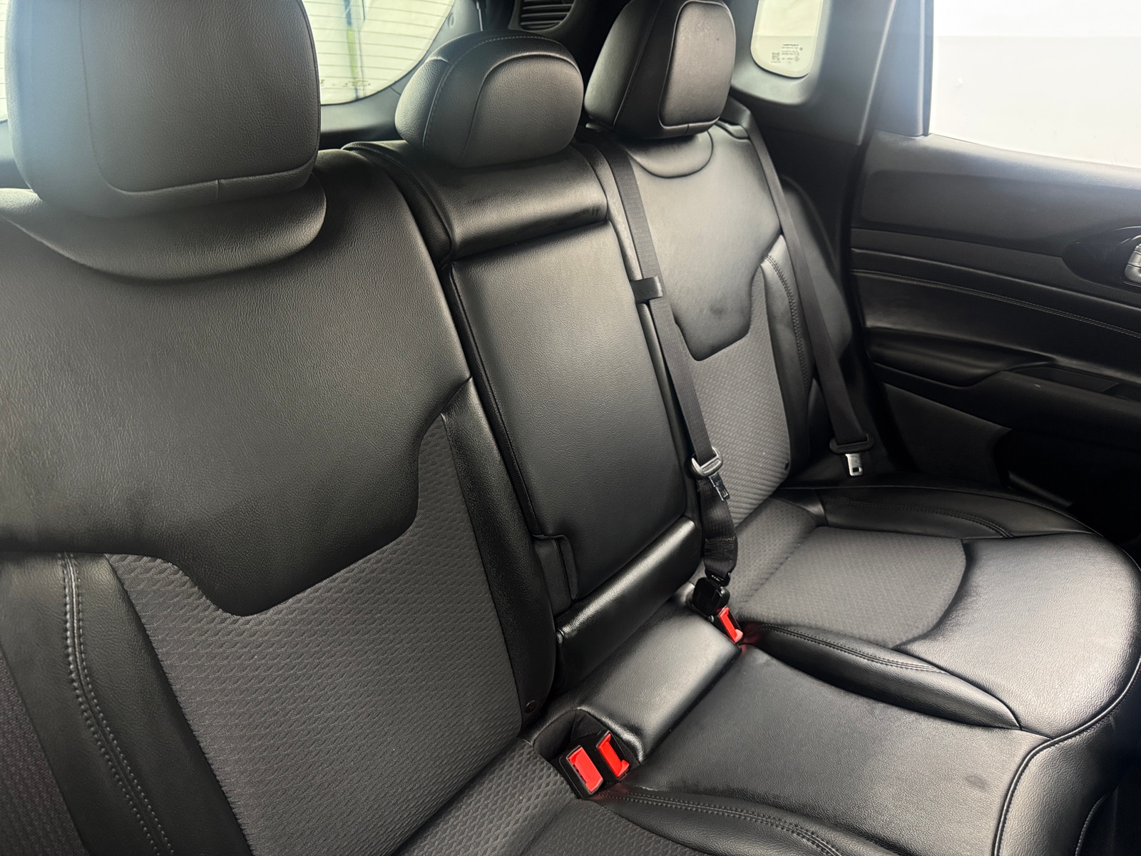 Thumbnail: 2022 Jeep Compass - 6