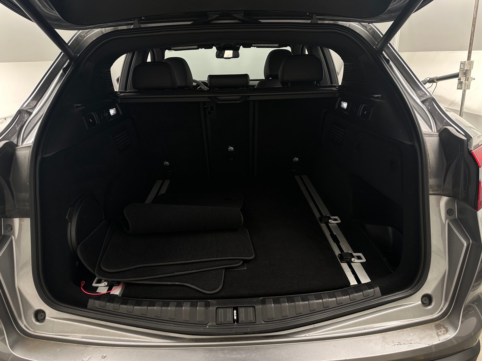 Thumbnail: 2018 Alfa Romeo Stelvio - 6