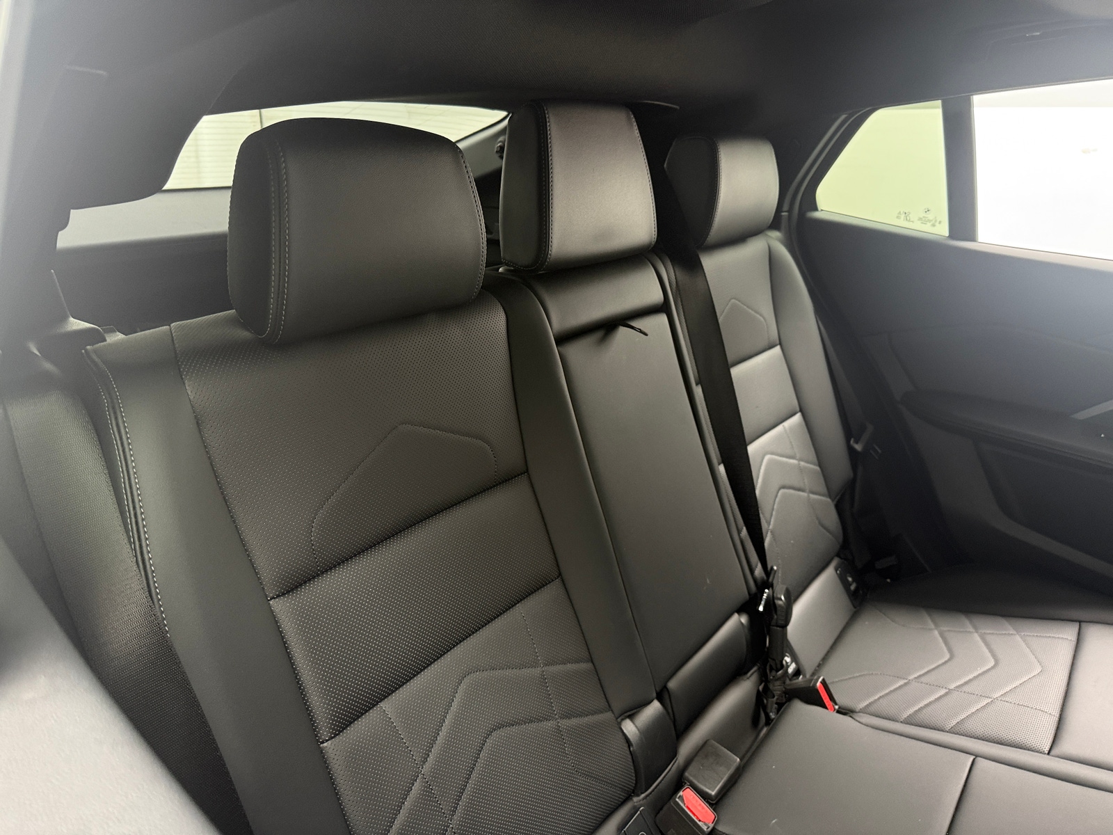 Thumbnail: 2025 BMW X2 - 5