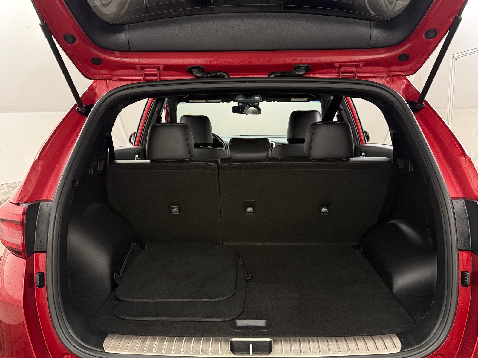 Thumbnail: 2020 Kia Sportage - 6