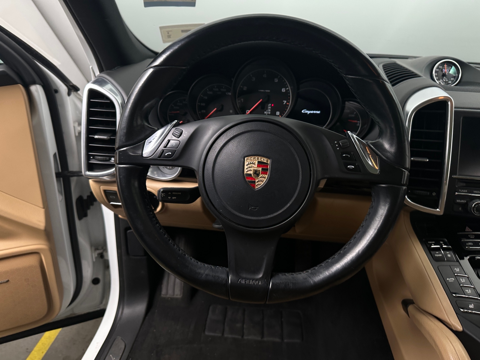 Thumbnail: 2014 Porsche Cayenne - 4