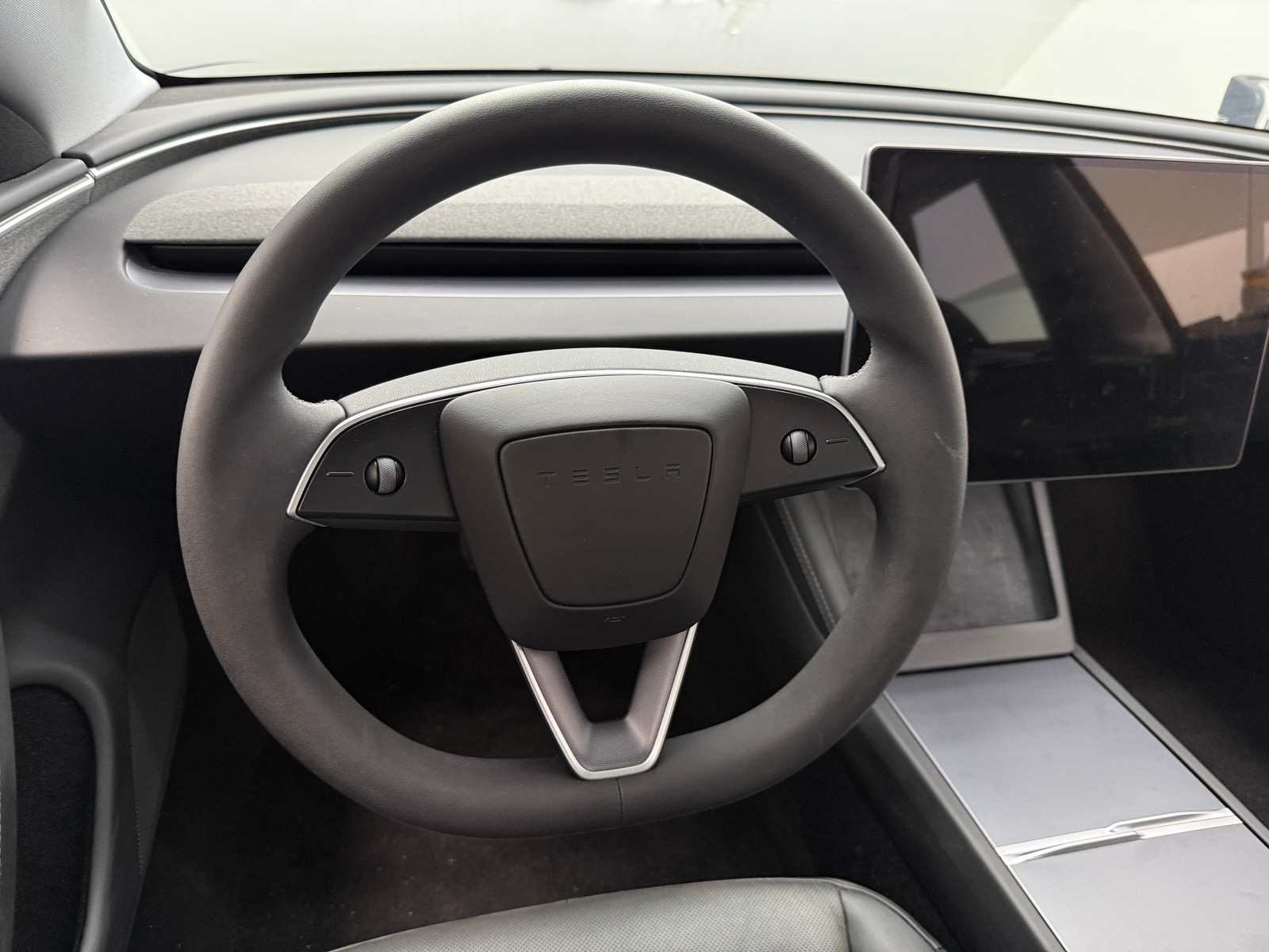 Thumbnail: 2025 Tesla Model 3 - 5