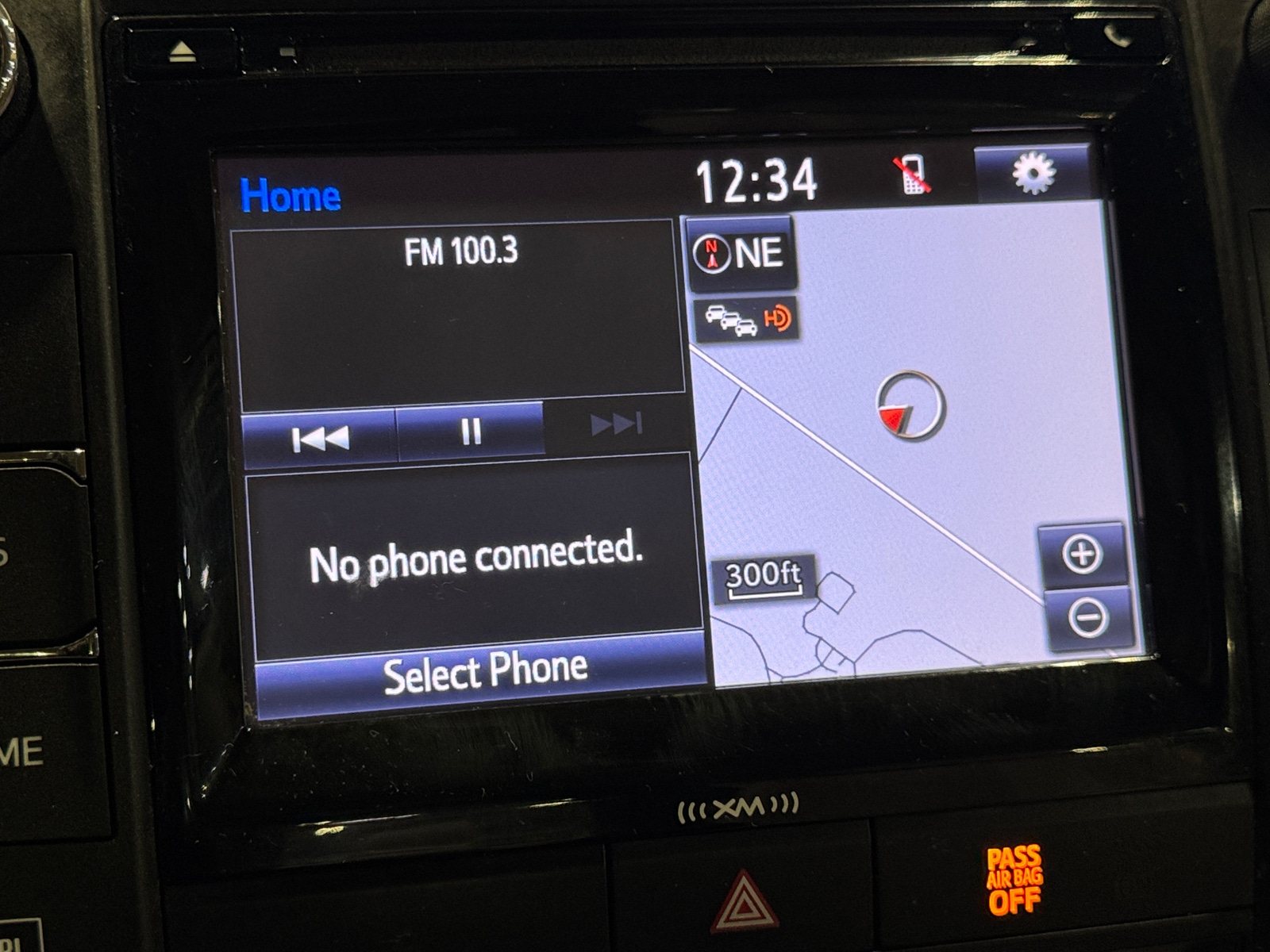 Thumbnail: 2017 Toyota Camry - 4