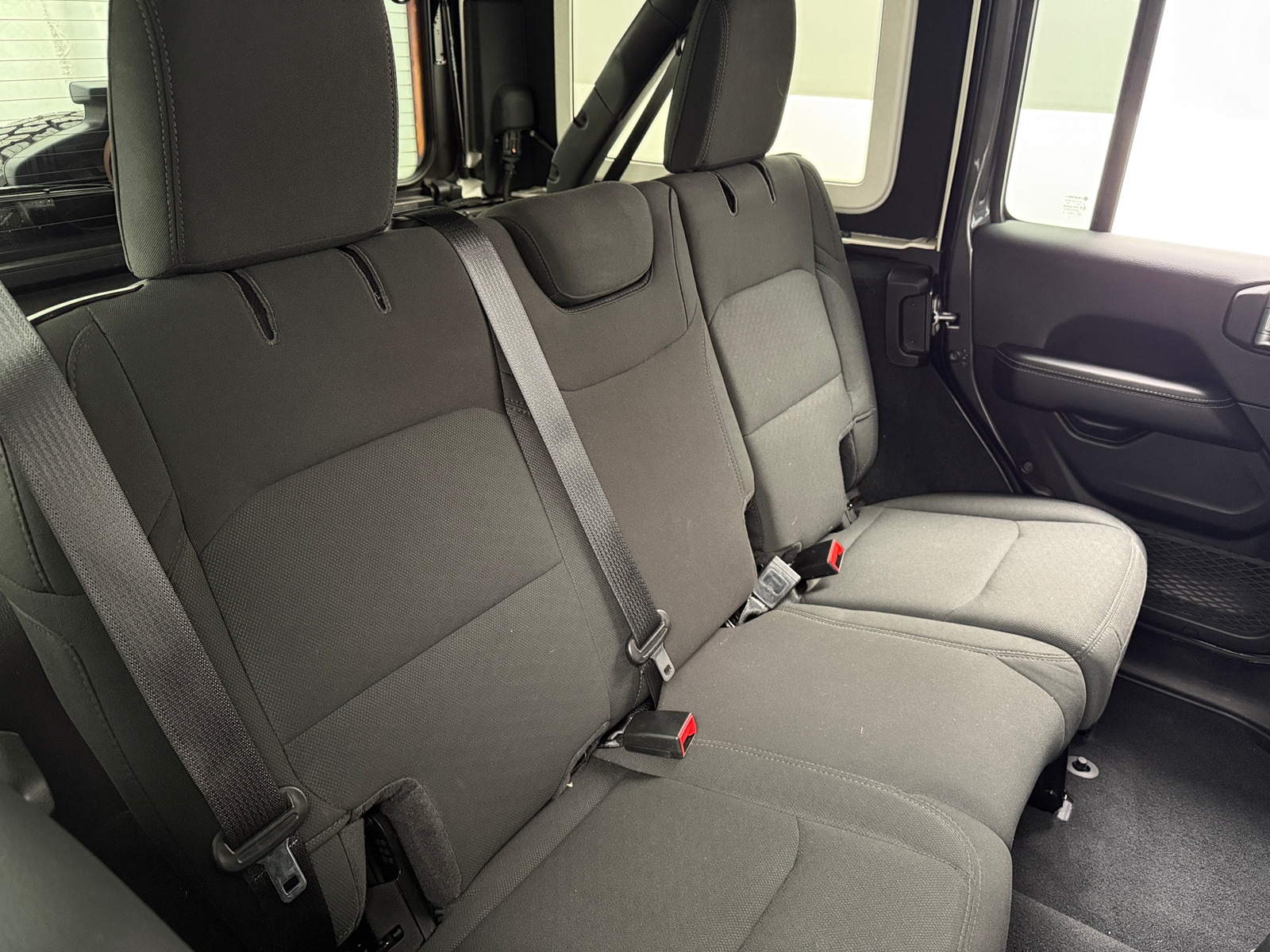 Thumbnail: 2022 Jeep Wrangler - 6