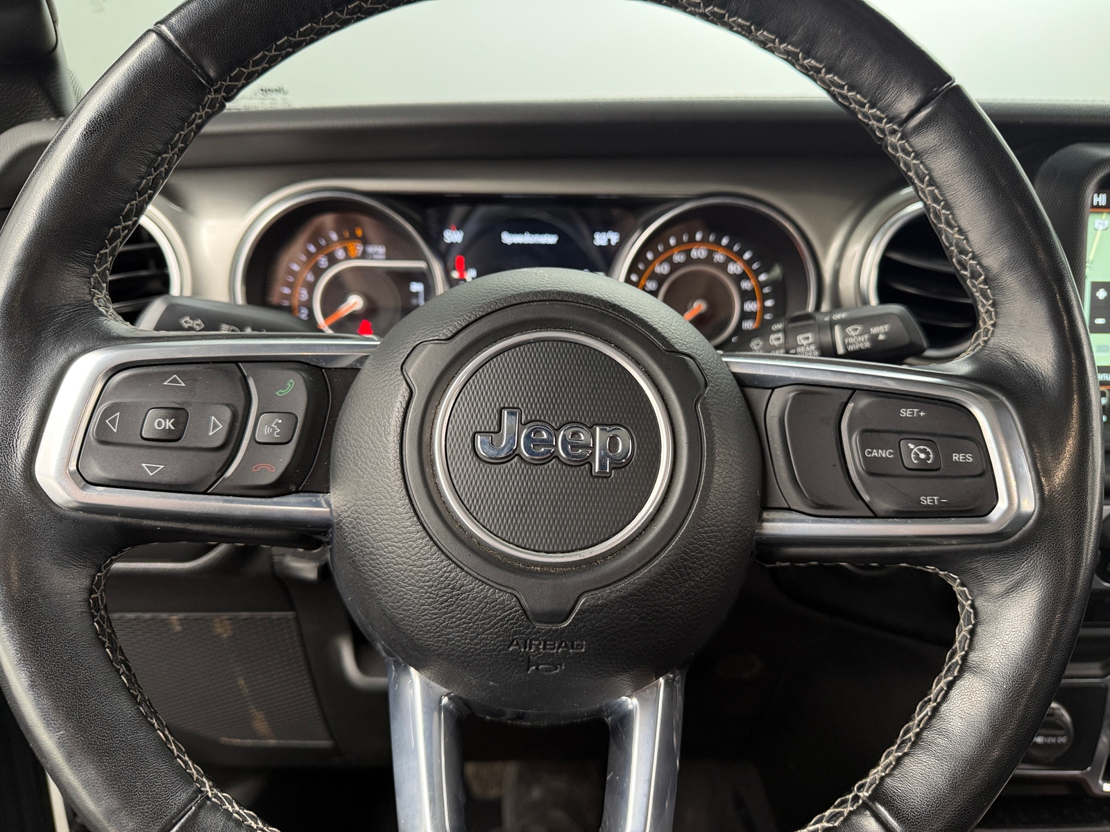 Thumbnail: 2022 Jeep Wrangler - 5