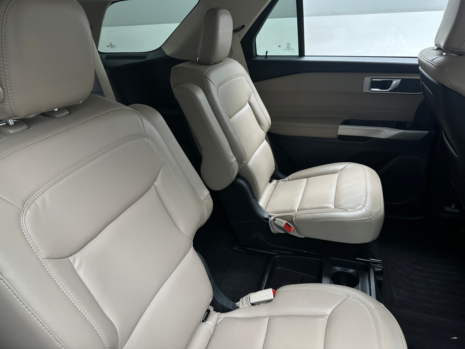 Thumbnail: 2020 Ford Explorer - 5