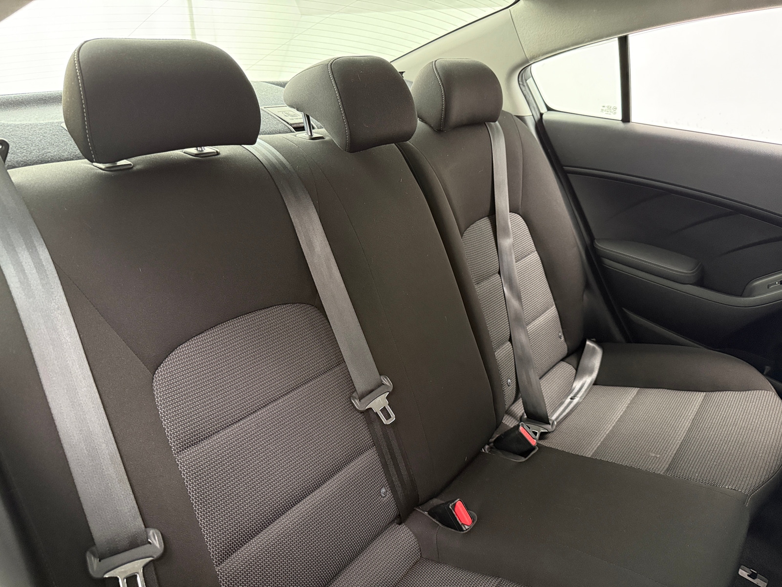 Thumbnail: 2017 Kia Forte - 6