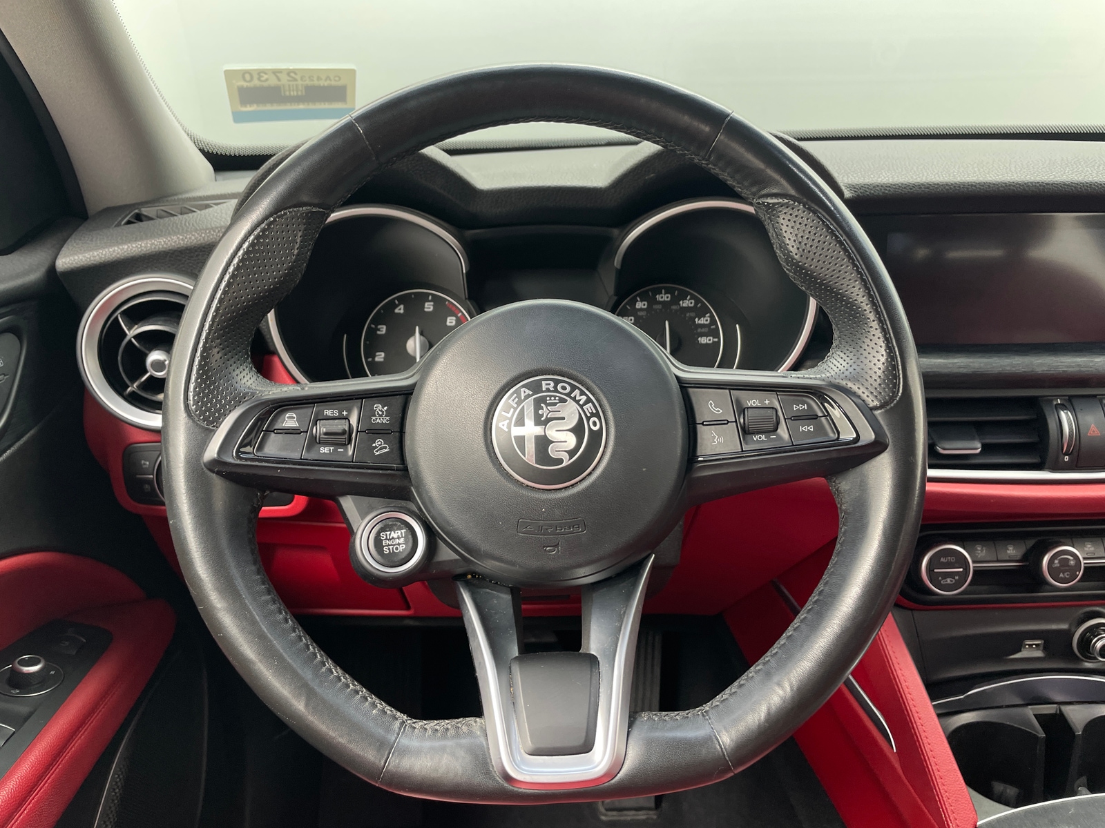 Thumbnail: 2021 Alfa Romeo Stelvio - 4