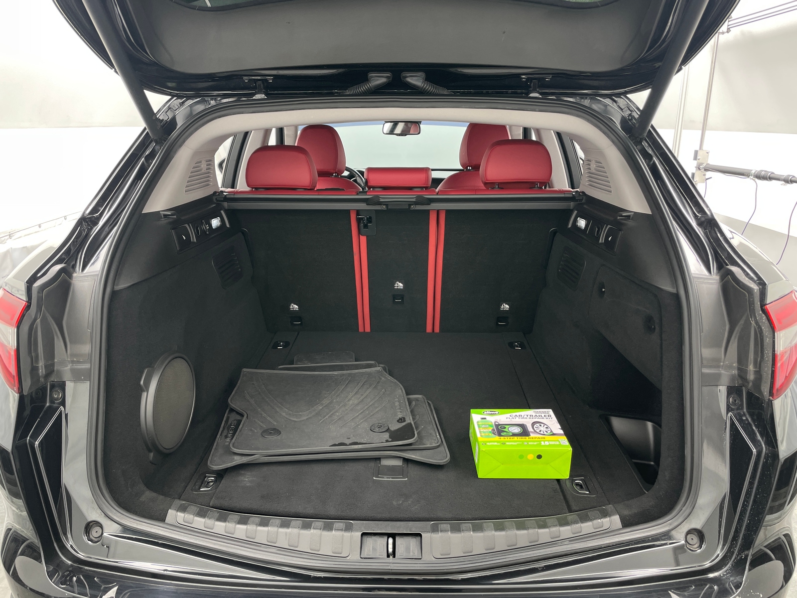 Thumbnail: 2021 Alfa Romeo Stelvio - 6