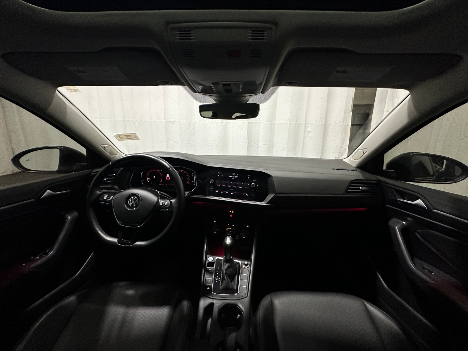 Thumbnail: 2019 Volkswagen Jetta - 2