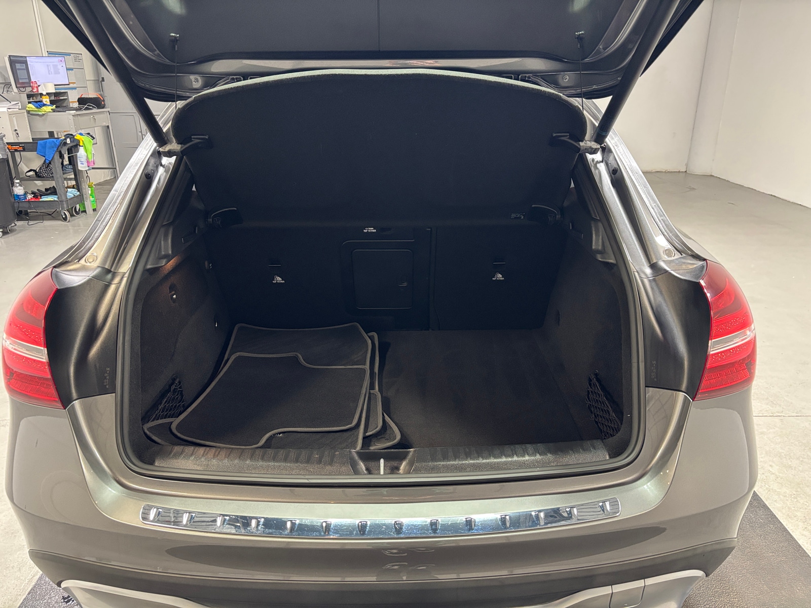 Thumbnail: 2018 Mercedes-Benz GLA - 6