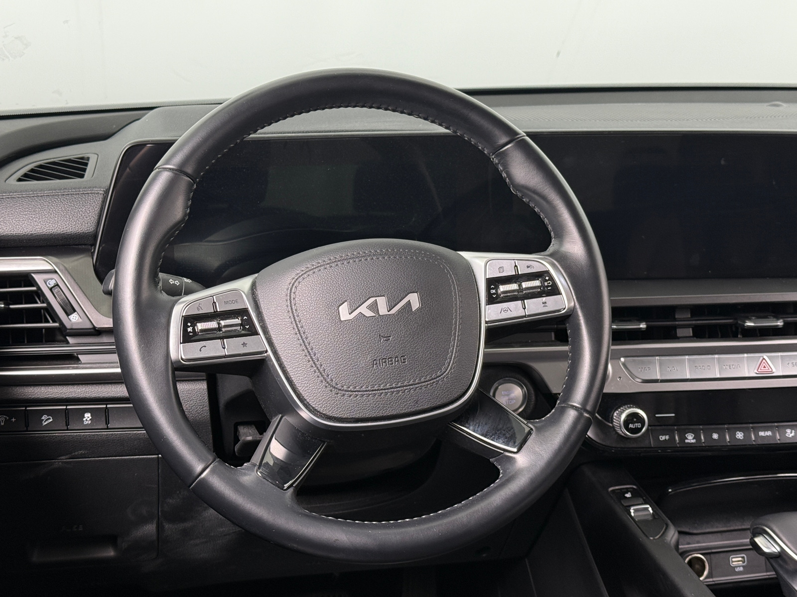 Thumbnail: 2024 Kia Telluride - 4