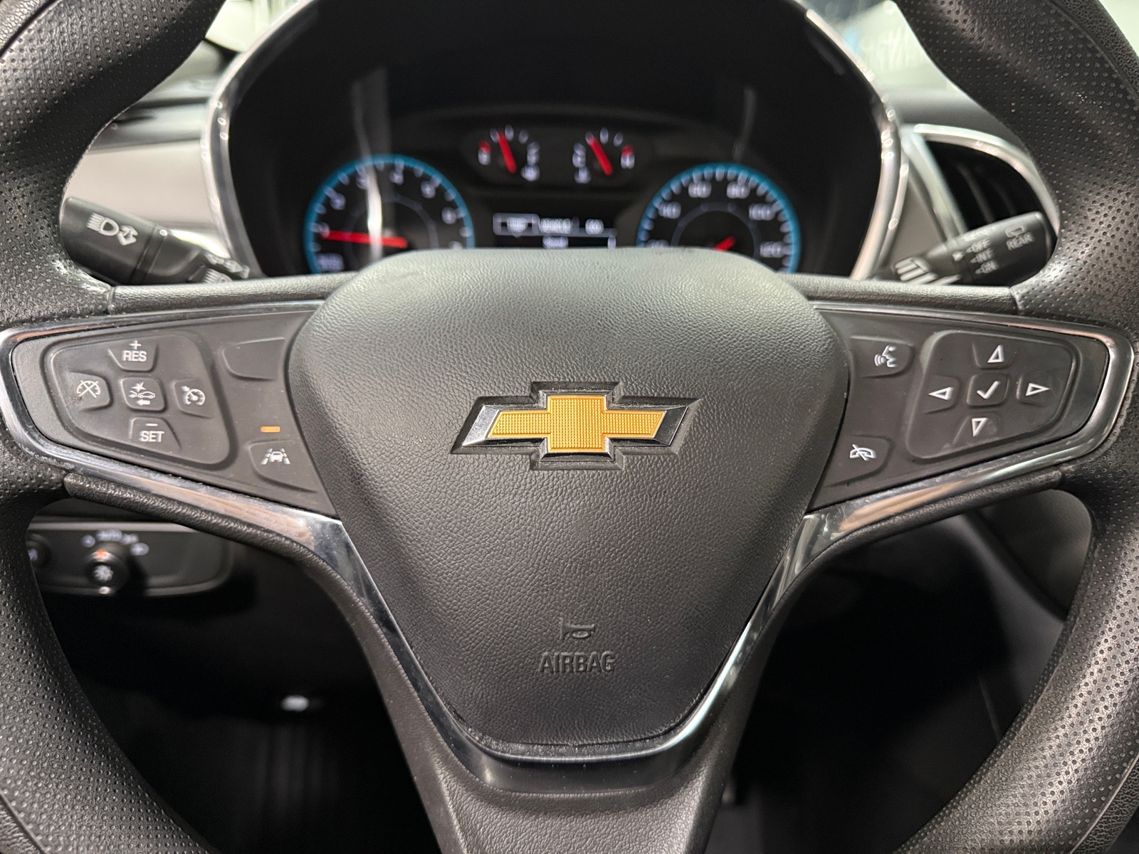 Thumbnail: 2021 Chevrolet Equinox - 5