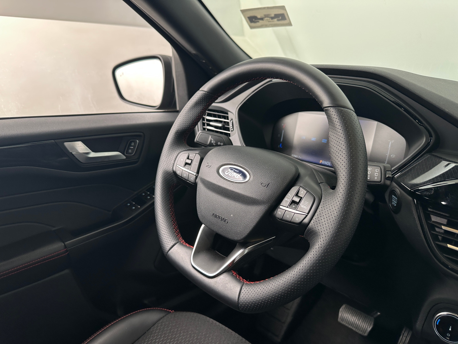 Thumbnail: 2025 Ford Escape - 5