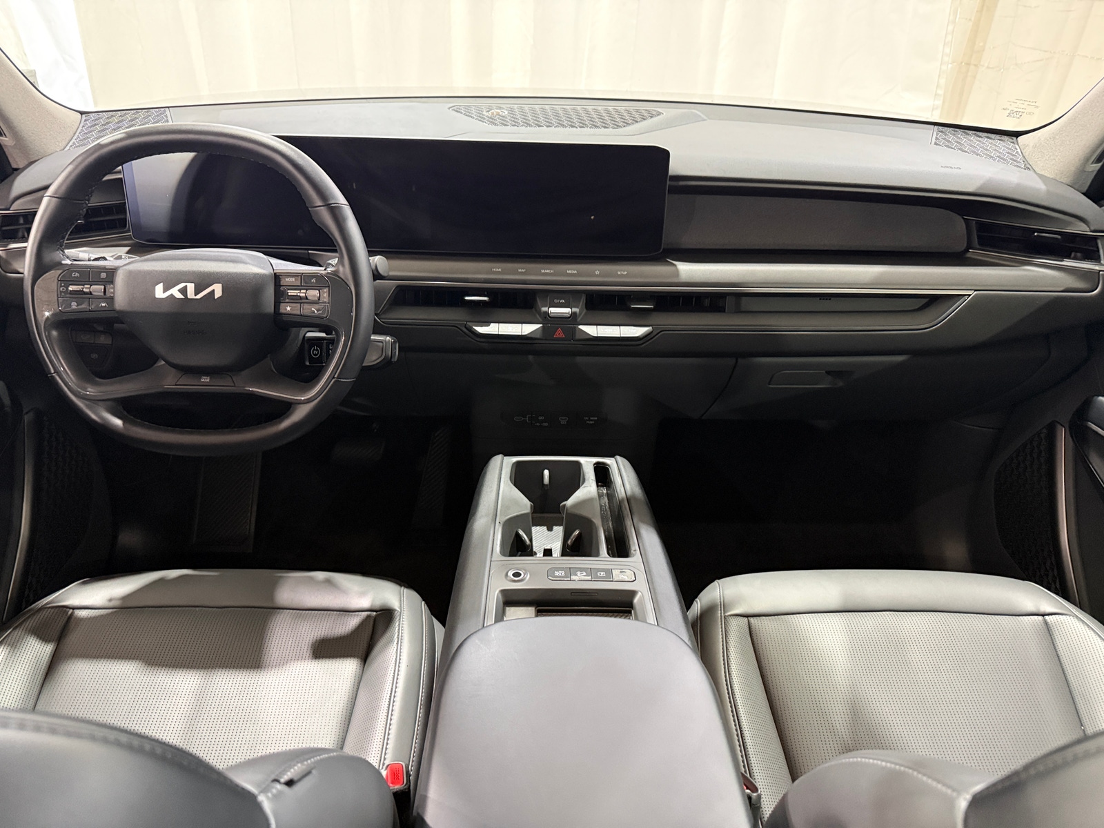 Thumbnail: 2024 Kia EV9 - 2