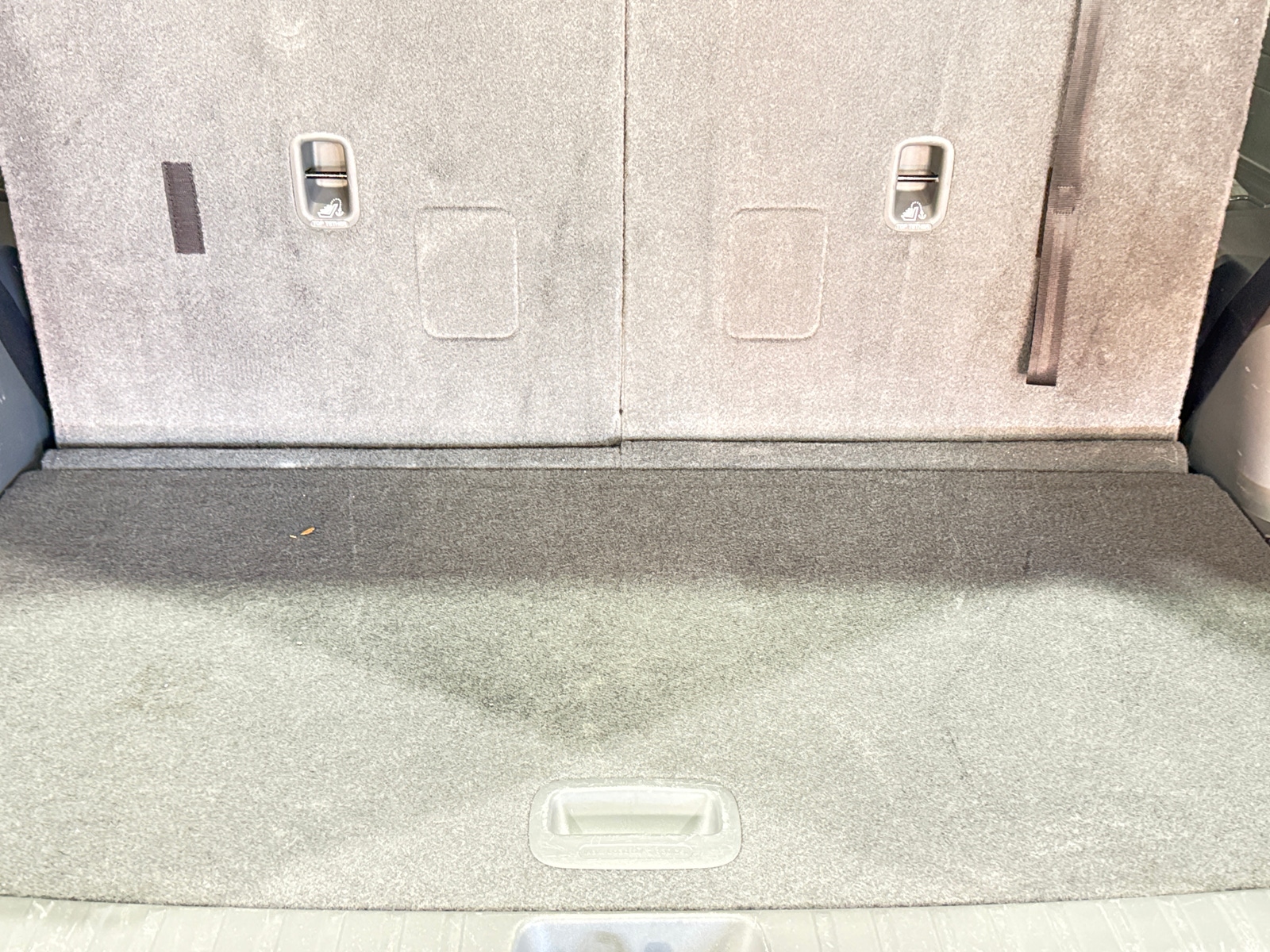 Thumbnail: 2024 Kia EV9 - 6