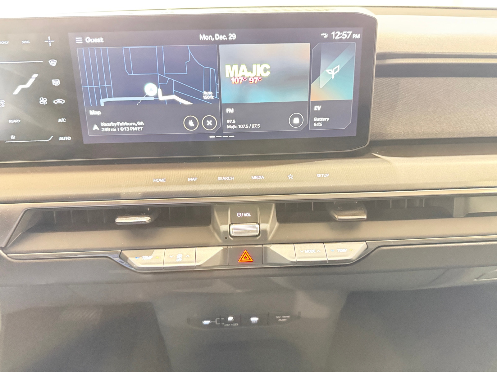 Thumbnail: 2024 Kia EV9 - 3