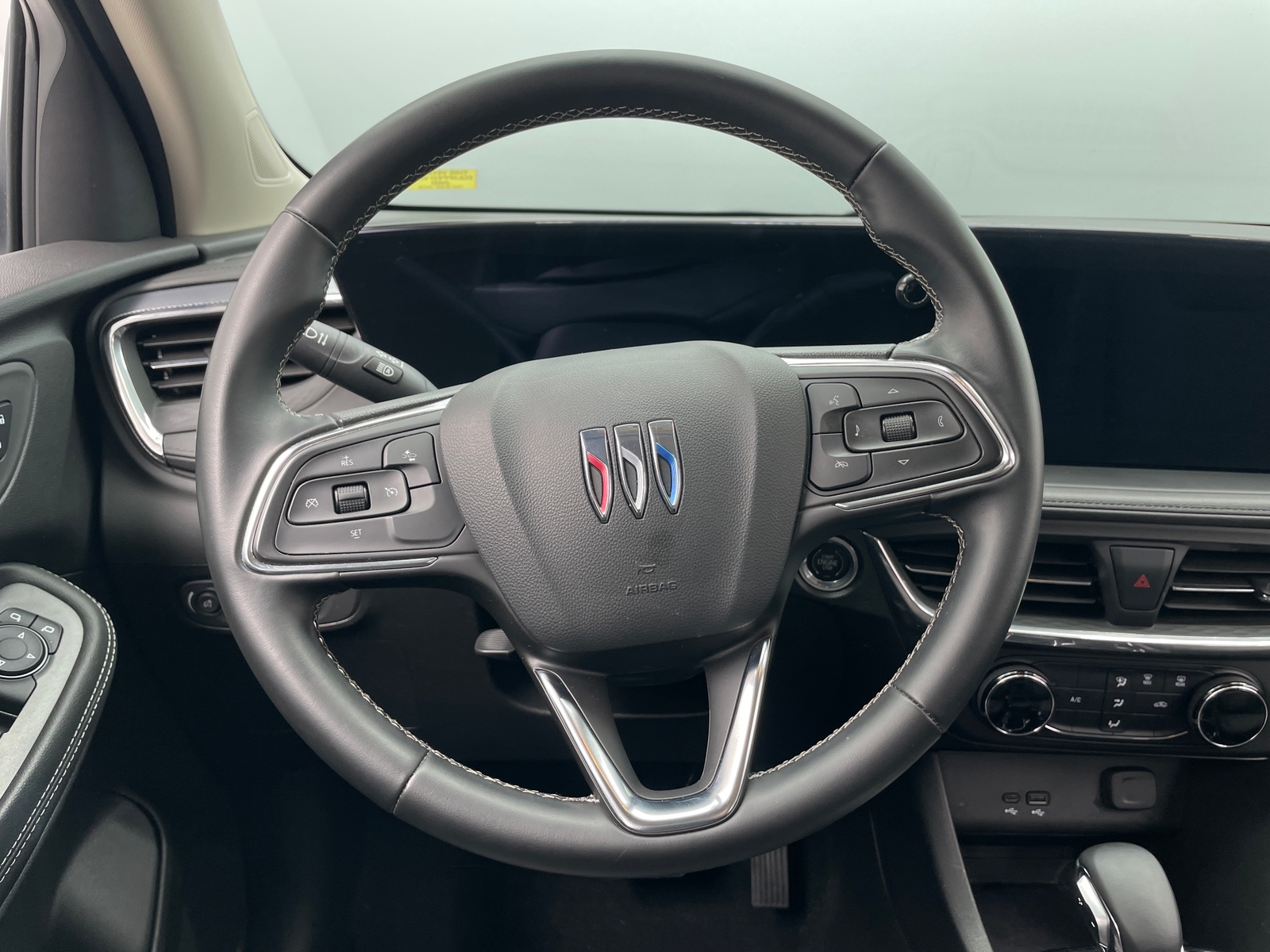 Thumbnail: 2025 Buick Encore GX - 4