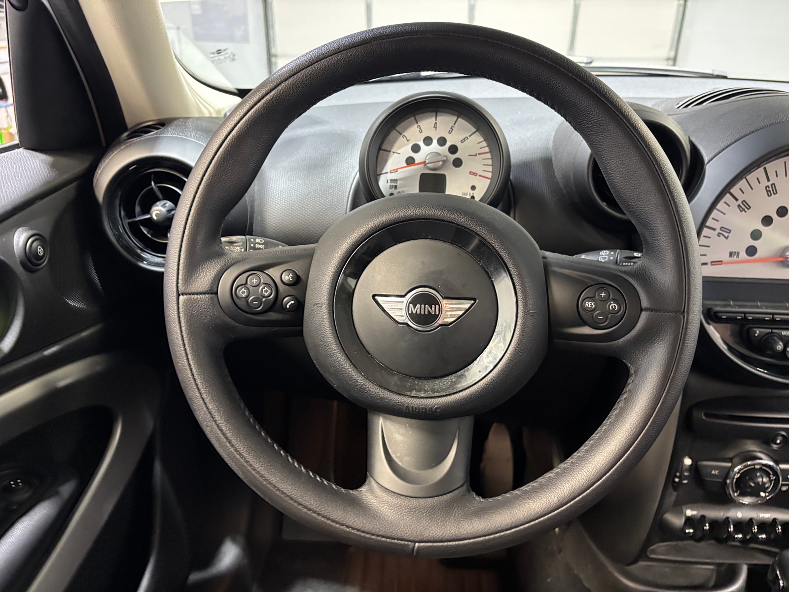 Thumbnail: 2013 MINI Cooper Paceman - 4