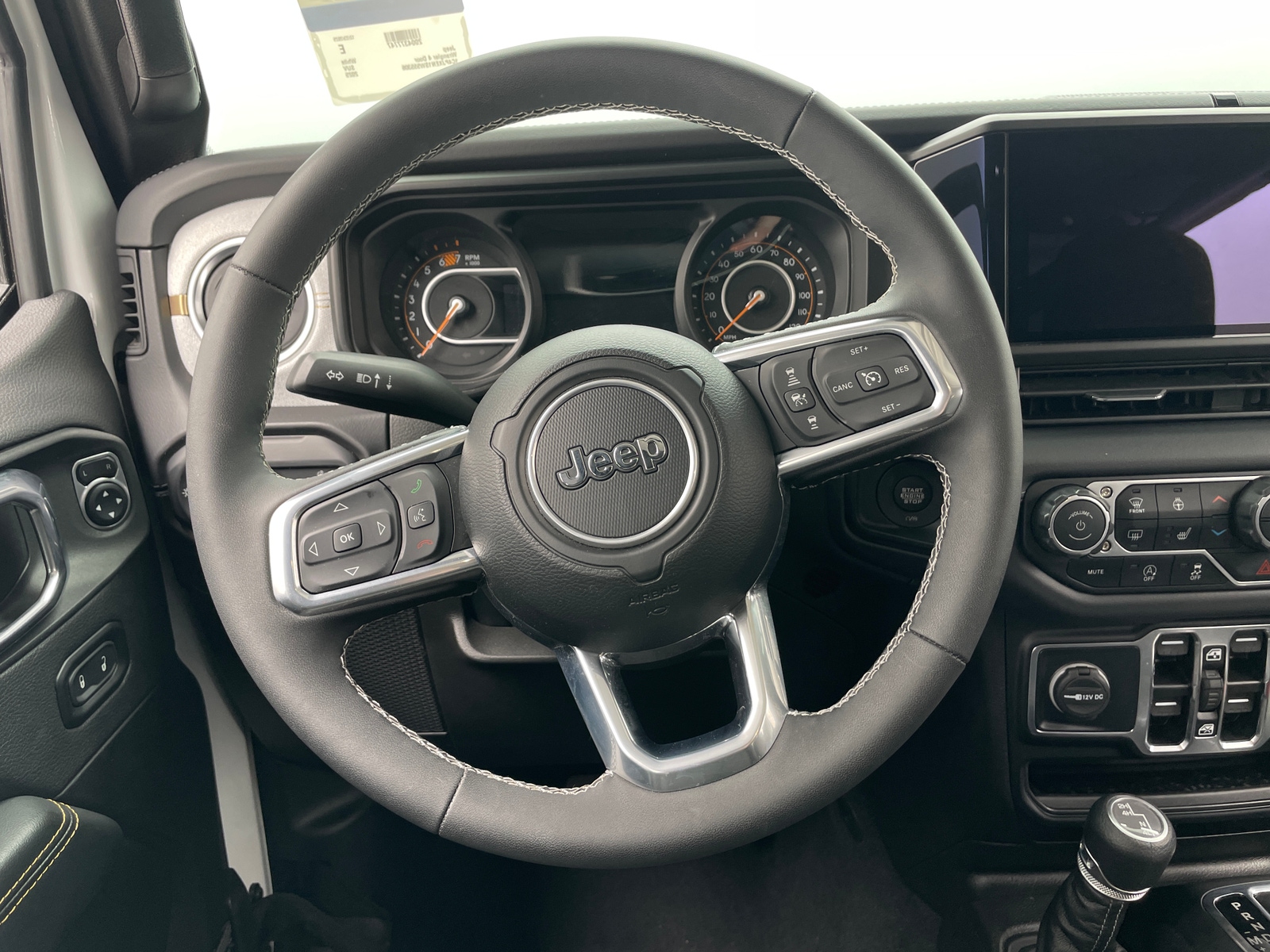 Thumbnail: 2025 Jeep Wrangler - 5