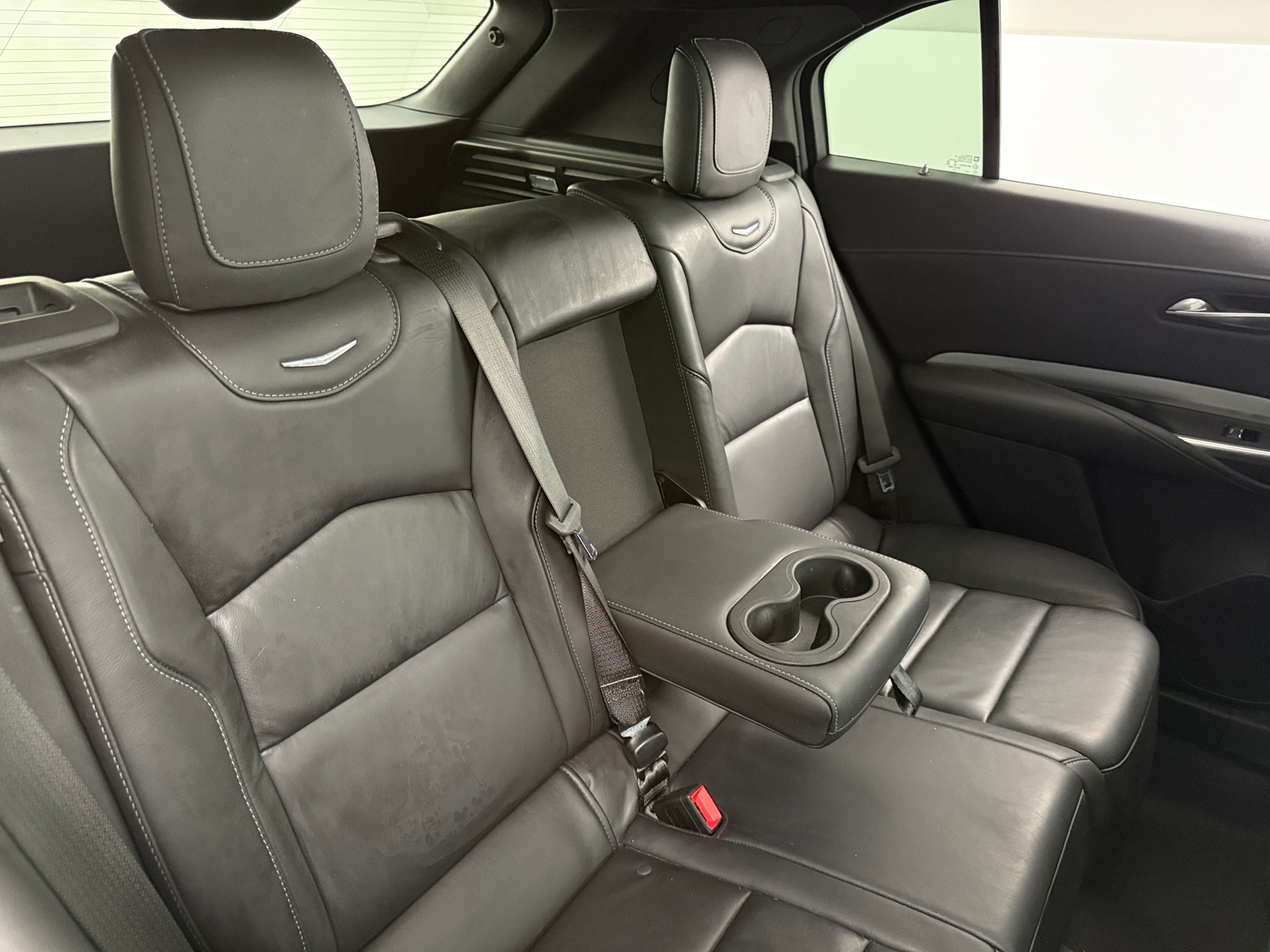 Thumbnail: 2020 Cadillac XT4 - 5