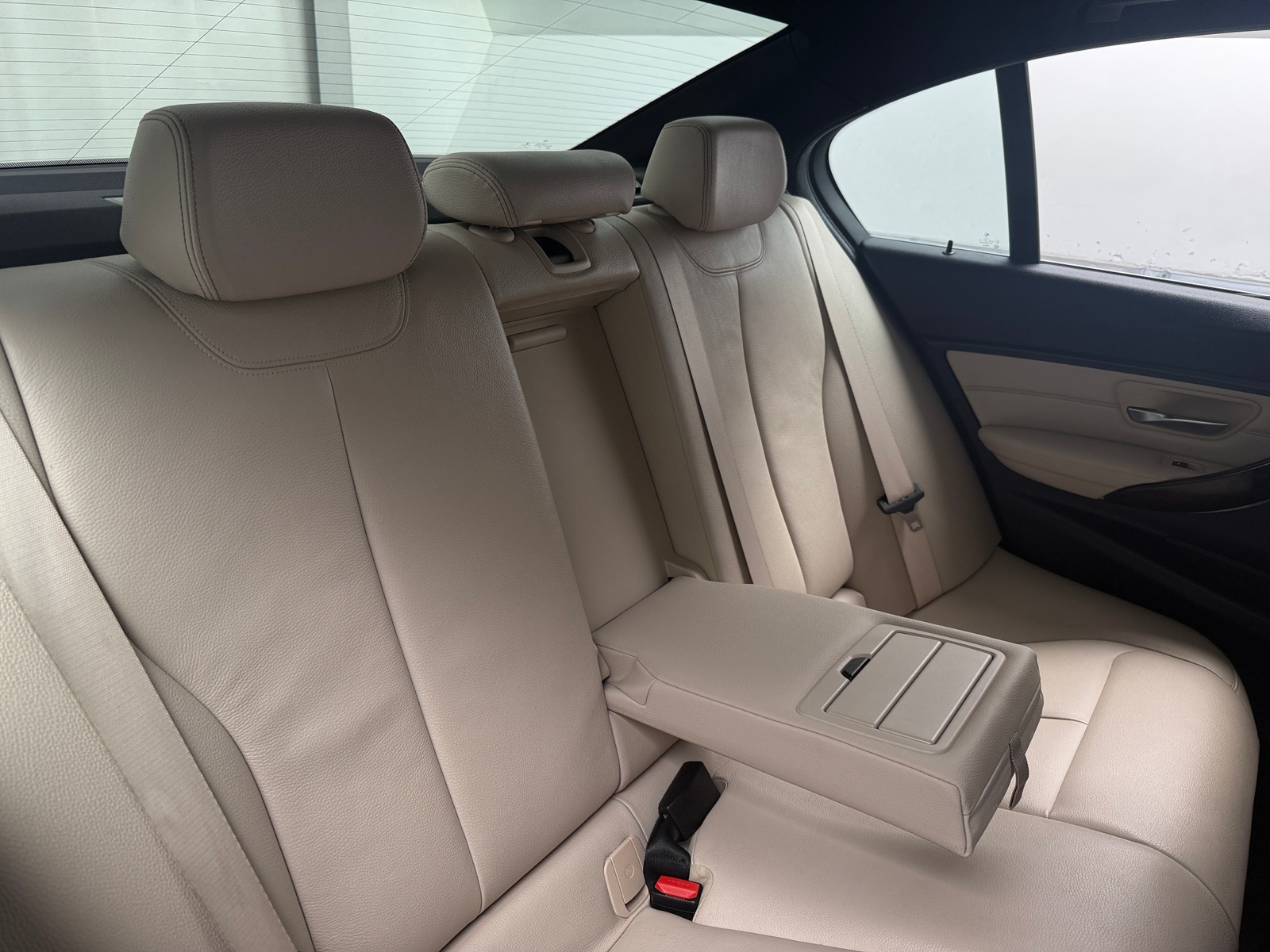 Thumbnail: 2015 BMW 3 Series - 5